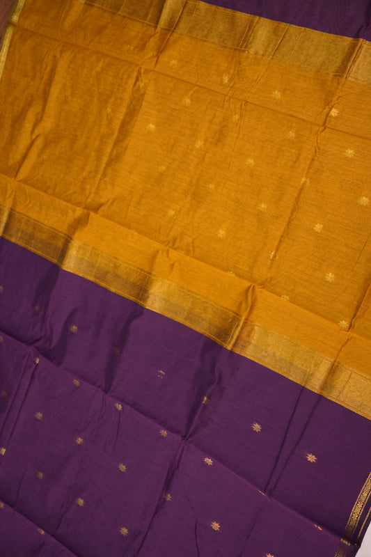 Semi Maheshwari Silk Cotton Saree with thin Gold Zari Buttas