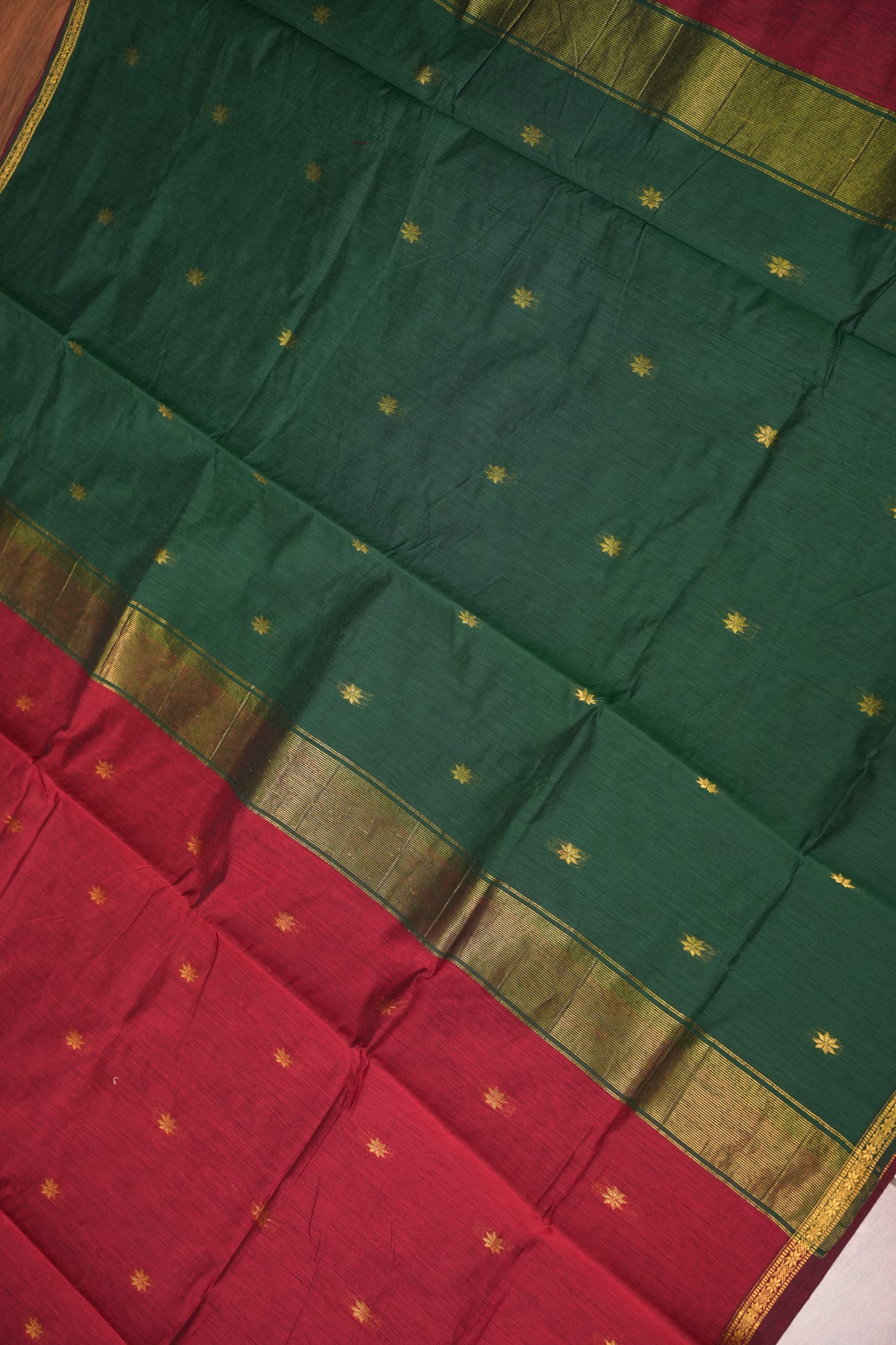 Semi Maheshwari Silk Cotton Saree with thin Gold Zari Buttas
