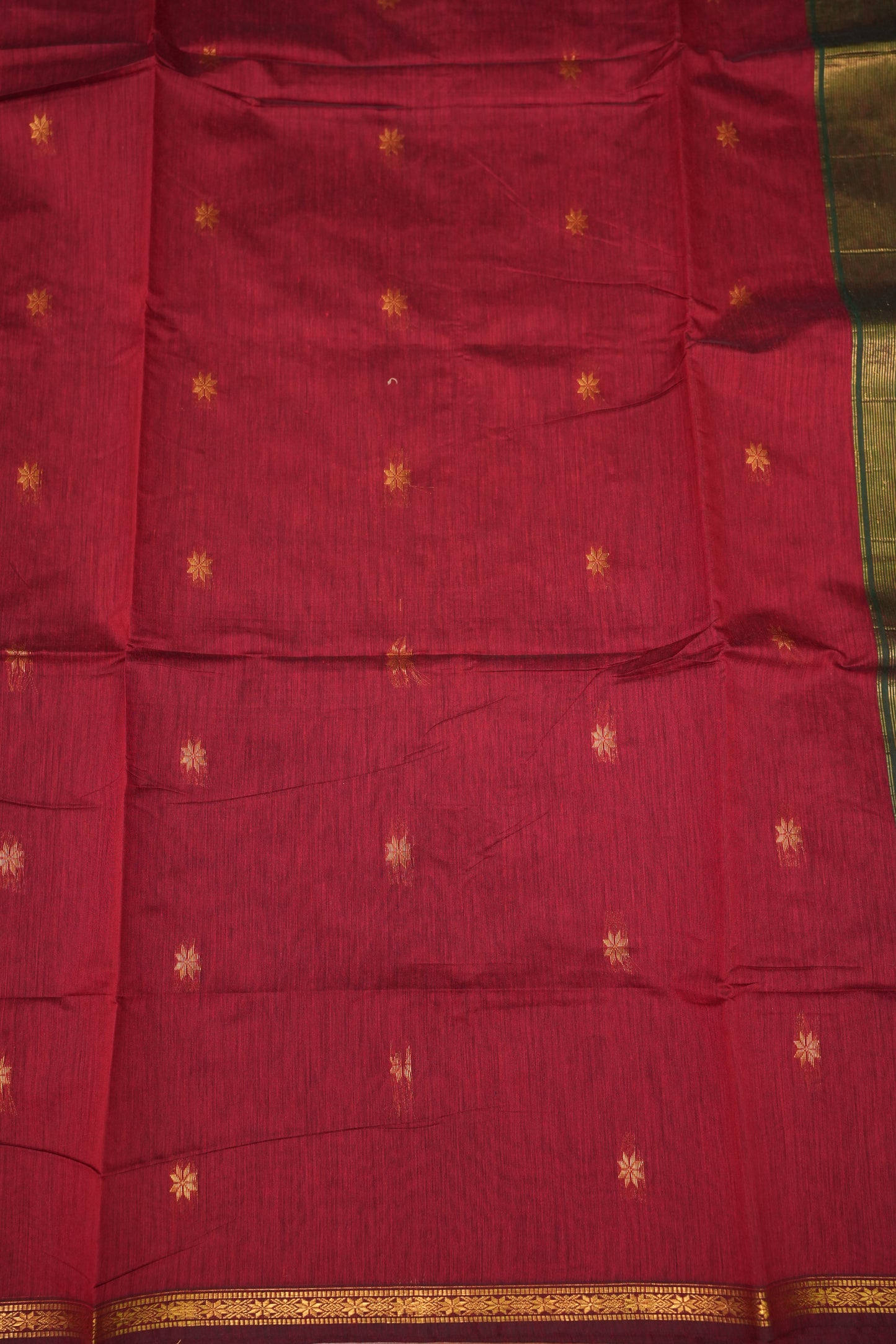 Semi Maheshwari Silk Cotton Saree with thin Gold Zari Buttas