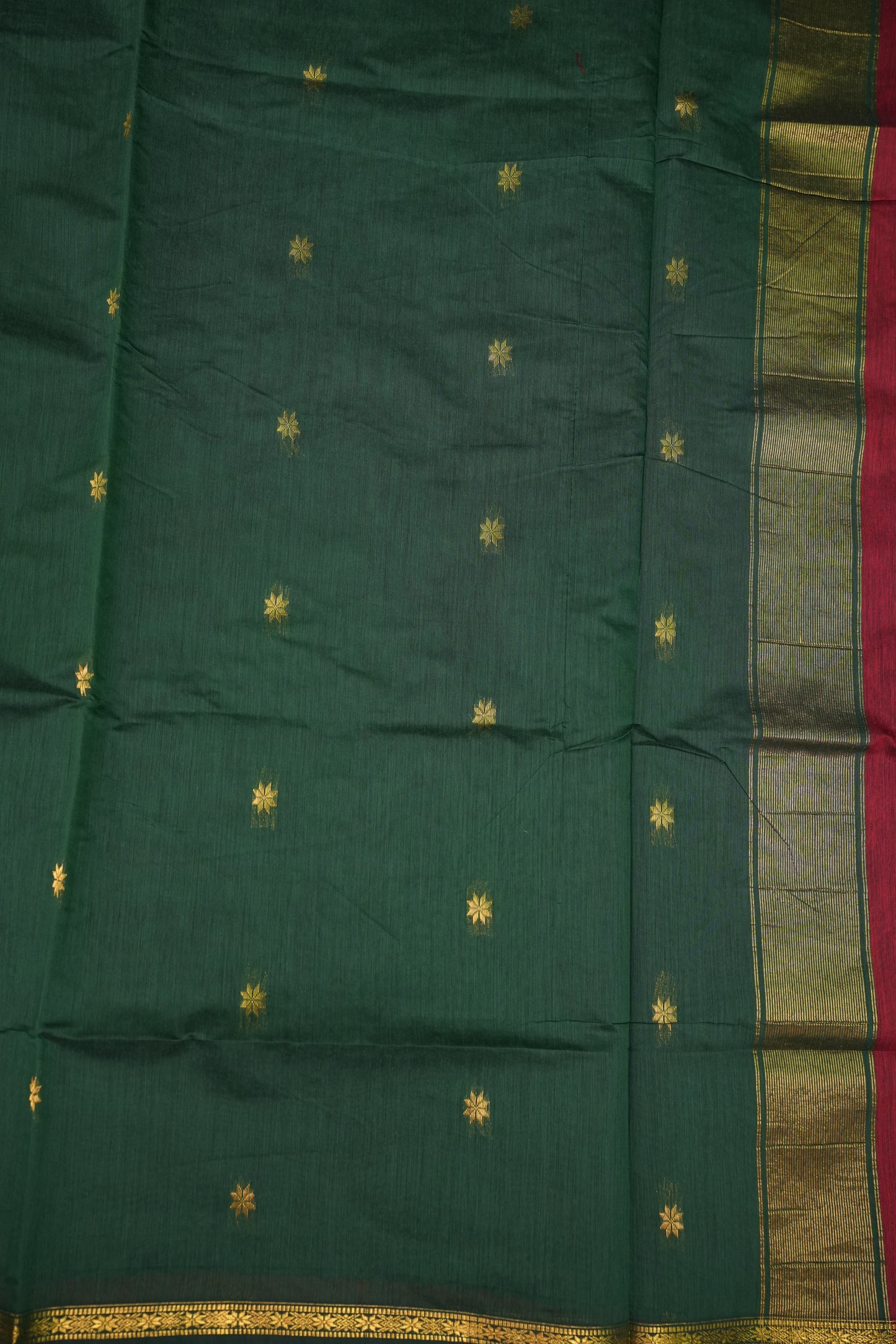Semi Maheshwari Silk Cotton Saree with thin Gold Zari Buttas