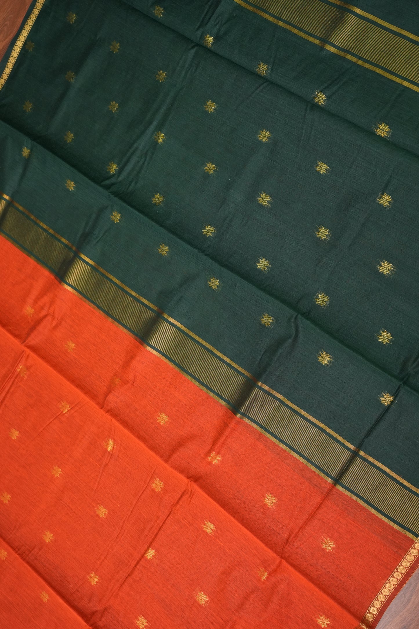 Semi Maheshwari Silk Cotton Saree with thin Gold Zari Buttas