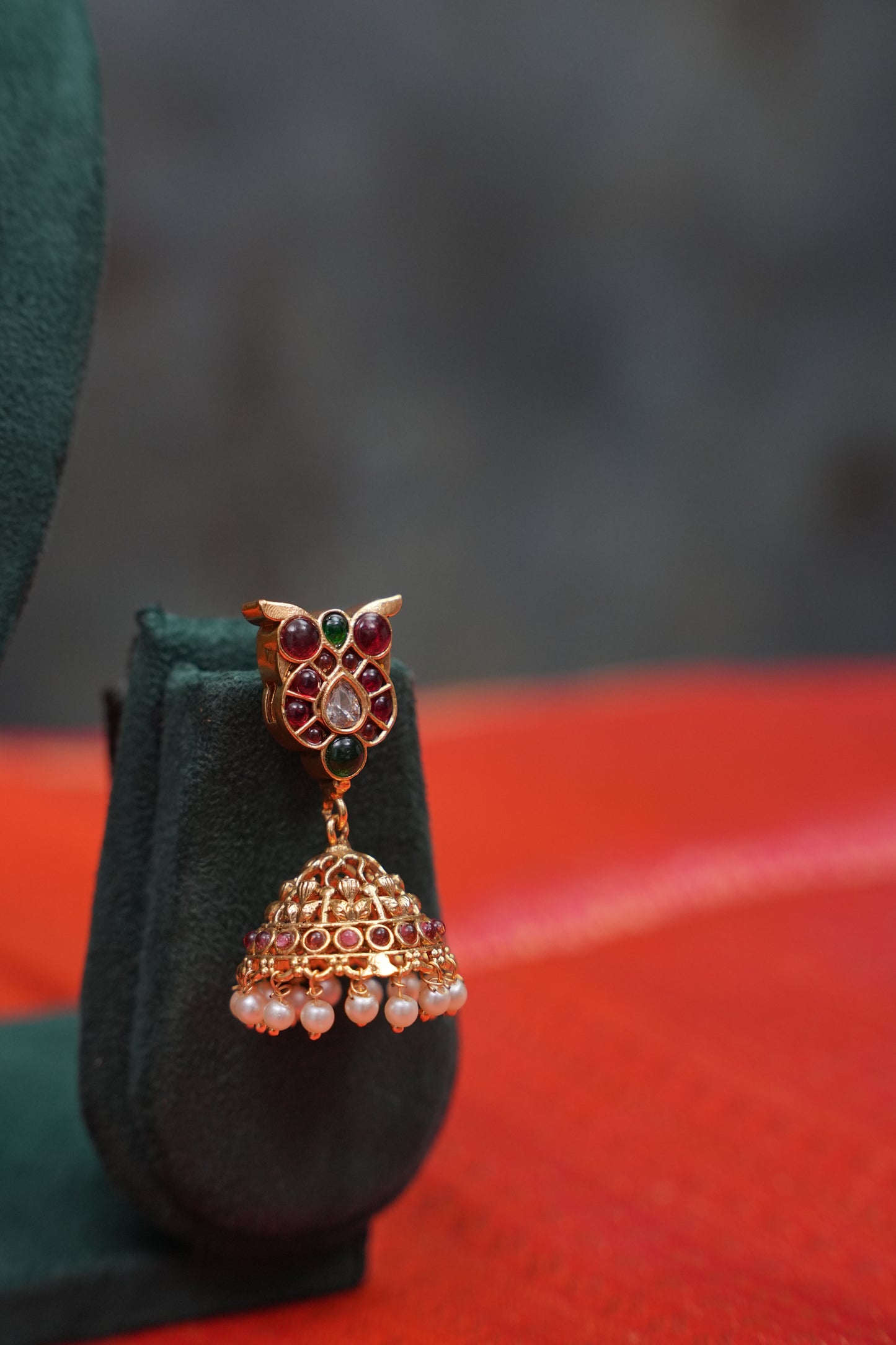 Royal Statement Antique Gold-Plated Temple Necklace Set with Ruby Motifs
