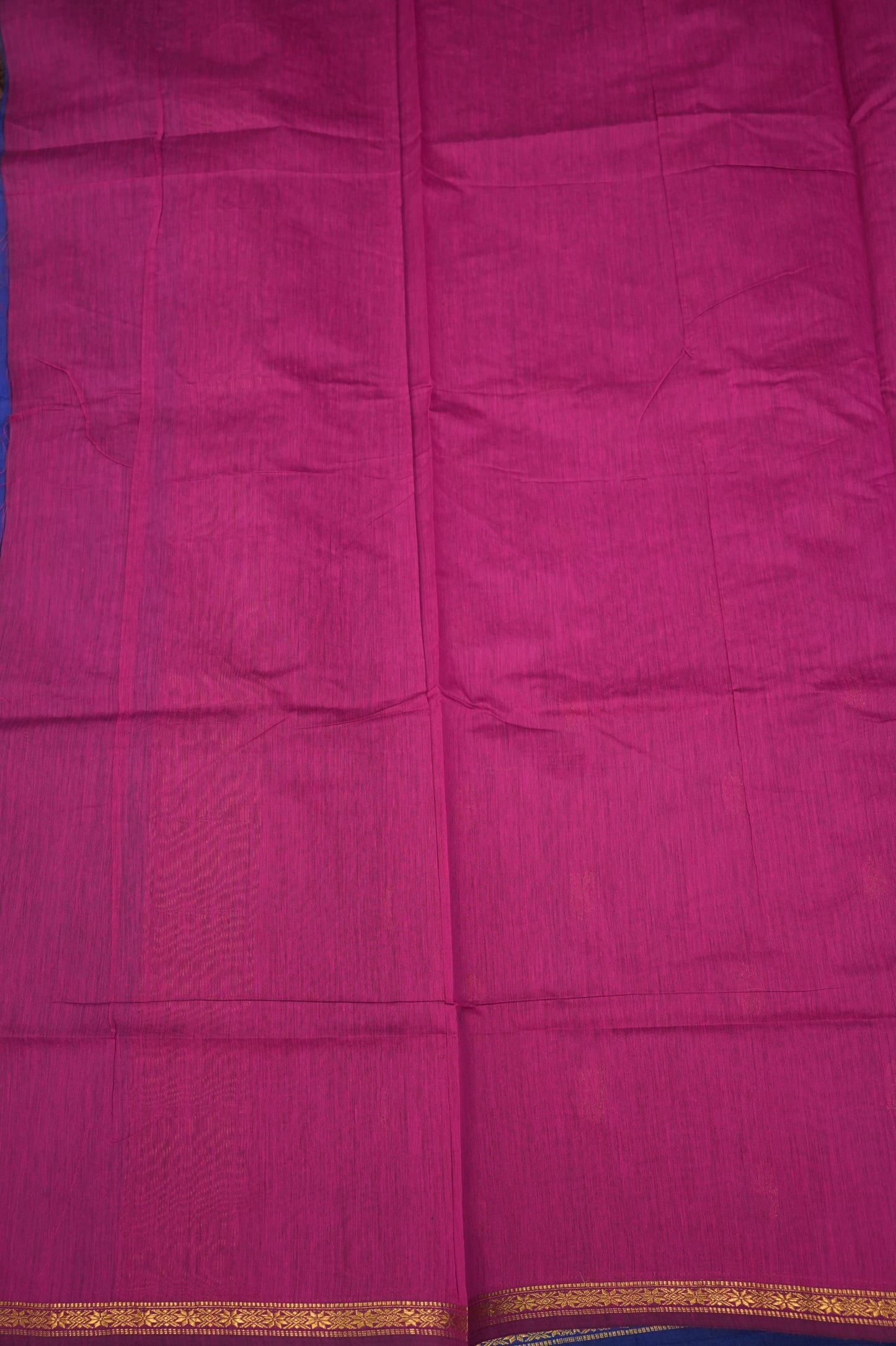 Semi Maheshwari Silk Cotton Saree with thin Gold Zari Buttas