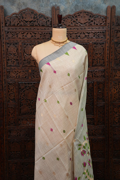 Khaddi Cotton Saree – Ivory & Green with Woven Motifs and Floral Pallu