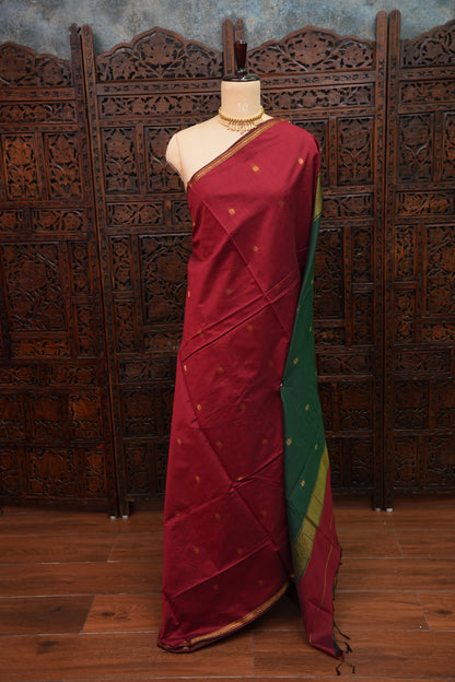 Semi Maheshwari Silk Cotton Saree with thin Gold Zari Buttas