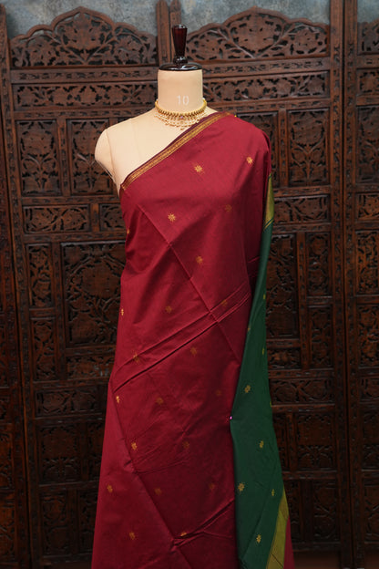 Semi Maheshwari Silk Cotton Saree with thin Gold Zari Buttas
