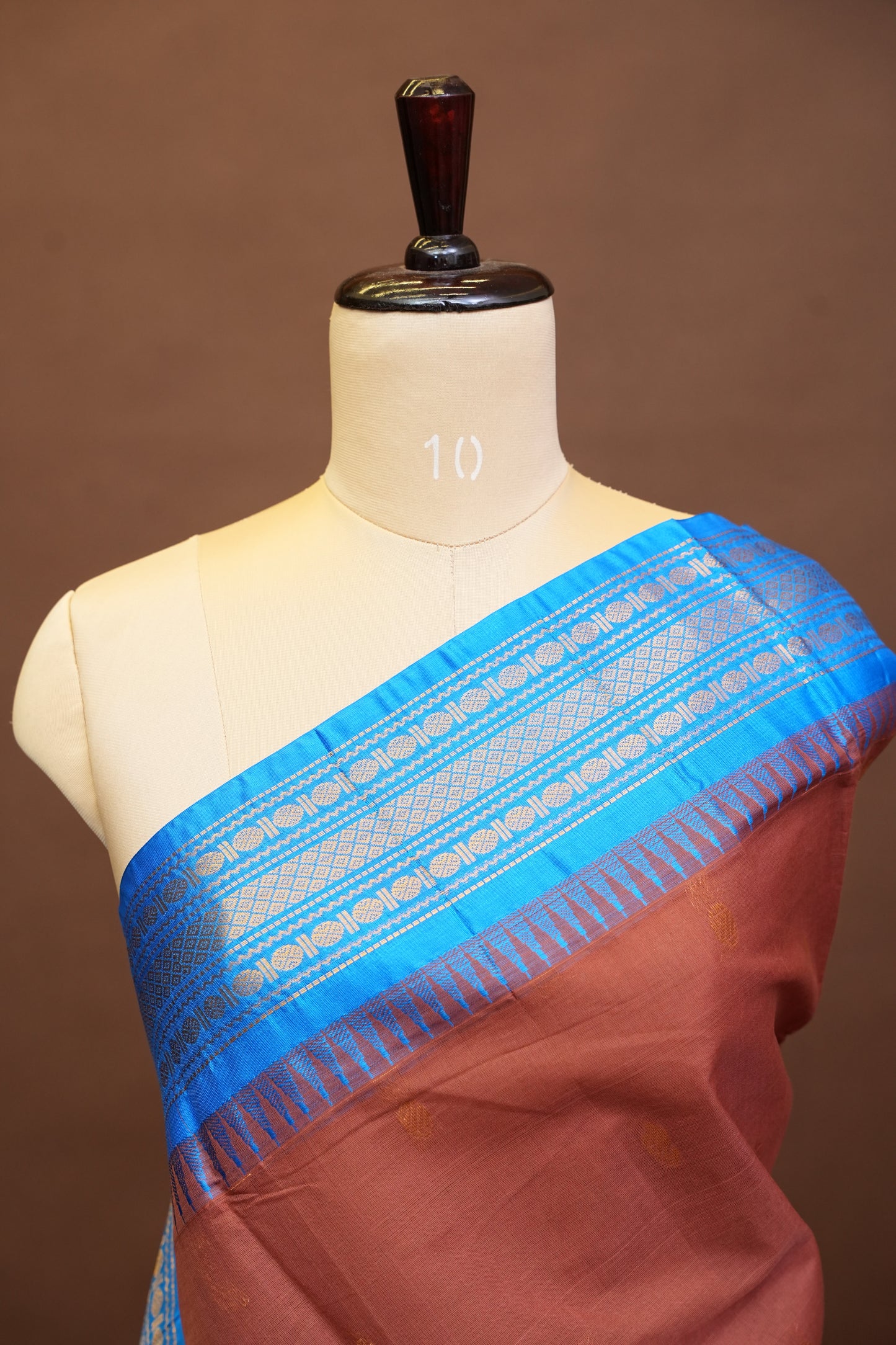 Gadwal Cotton Saree - Mud Brown Color