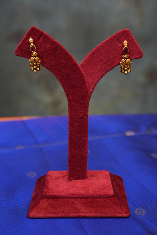 Antique Gold-Plated Temple Sleek Long Haaram Set