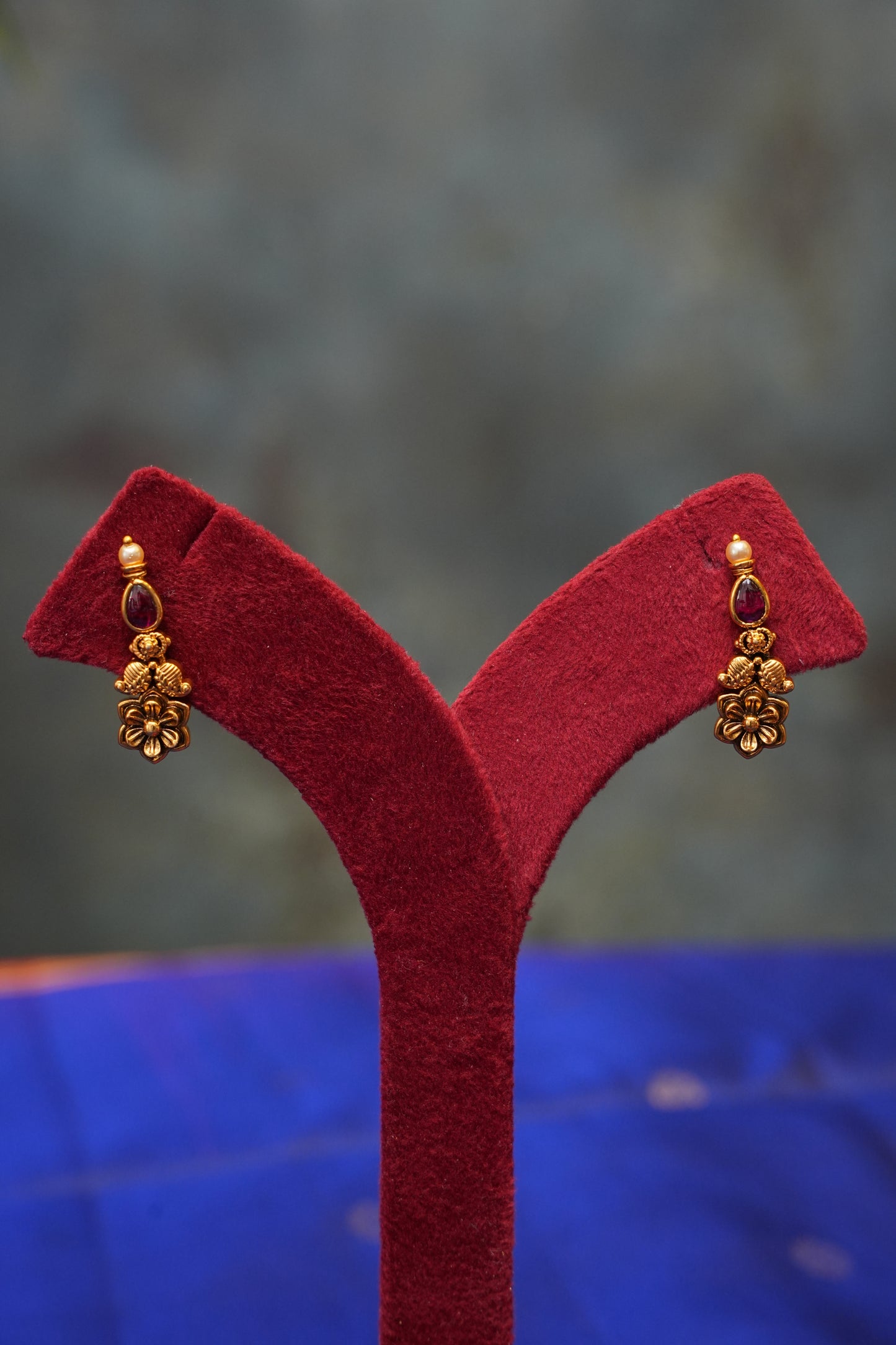 Antique Gold-Plated Temple Sleek Long Haaram Set