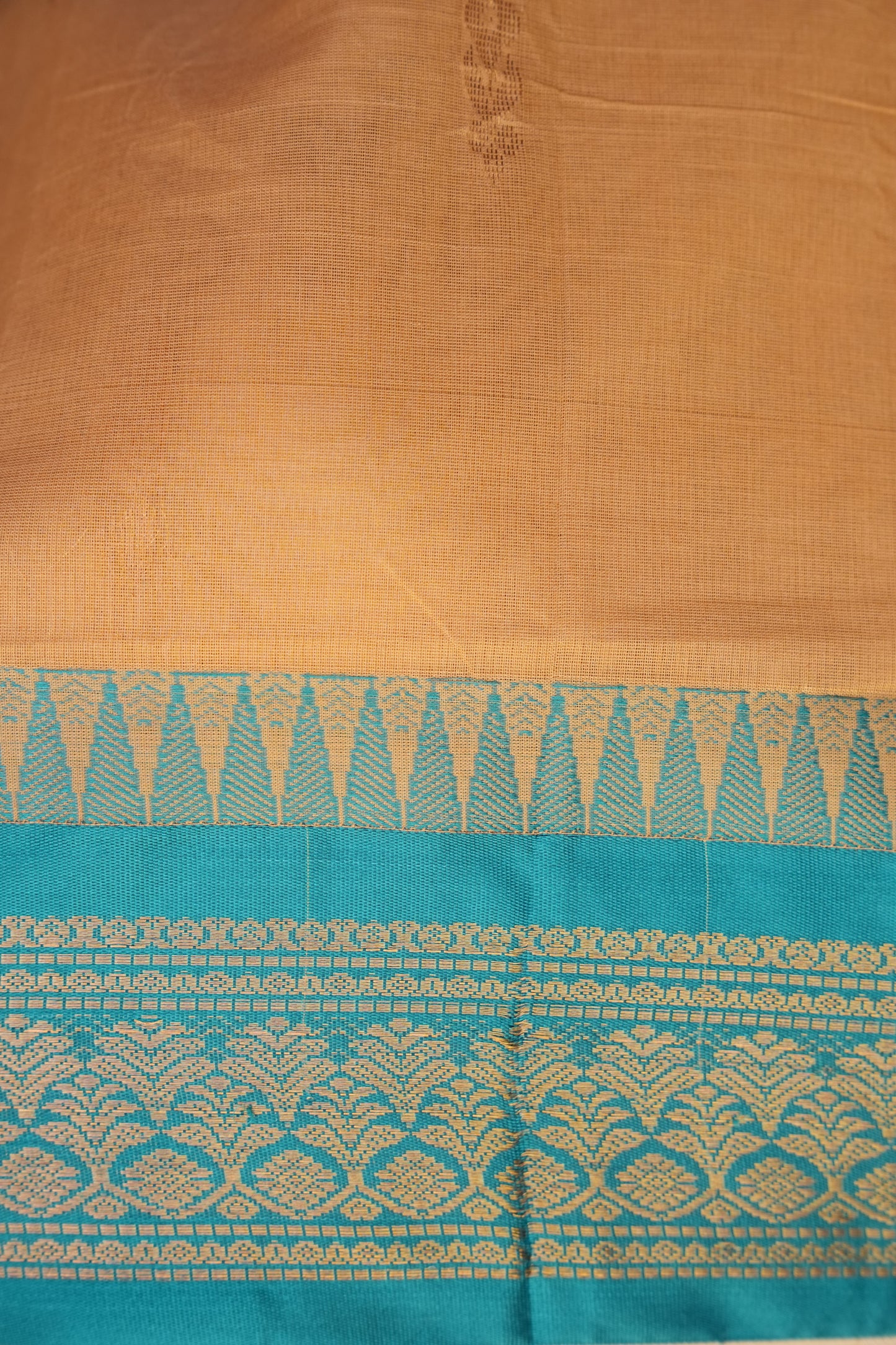 Gadwal Cotton Saree - Beige & Turquoise