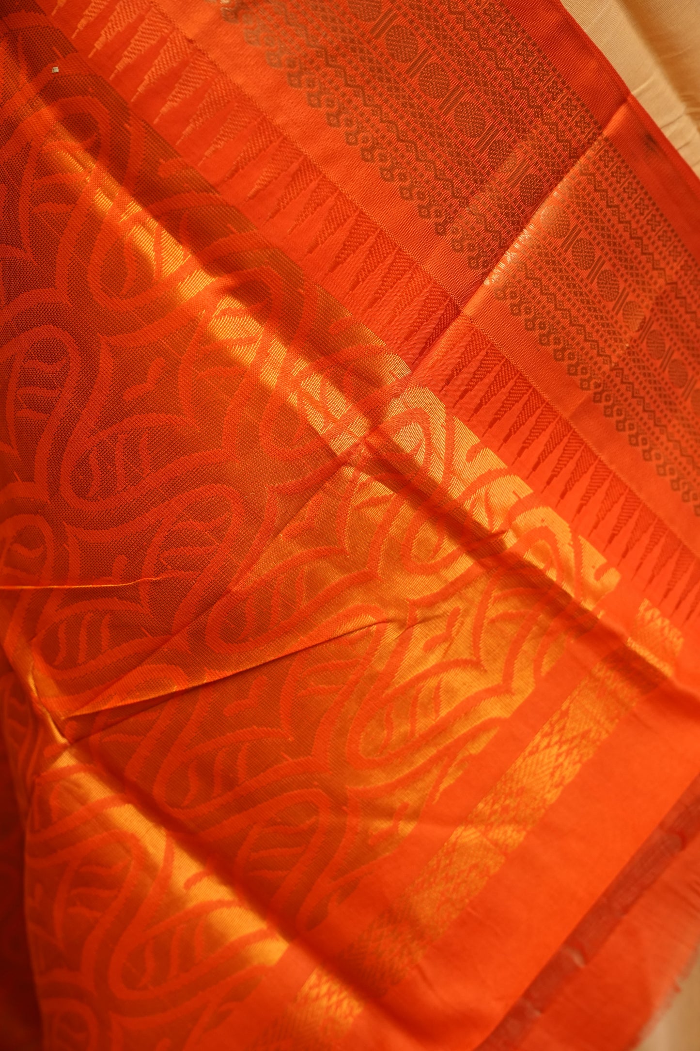 Gadwal Cotton Saree - Beige & Orange
