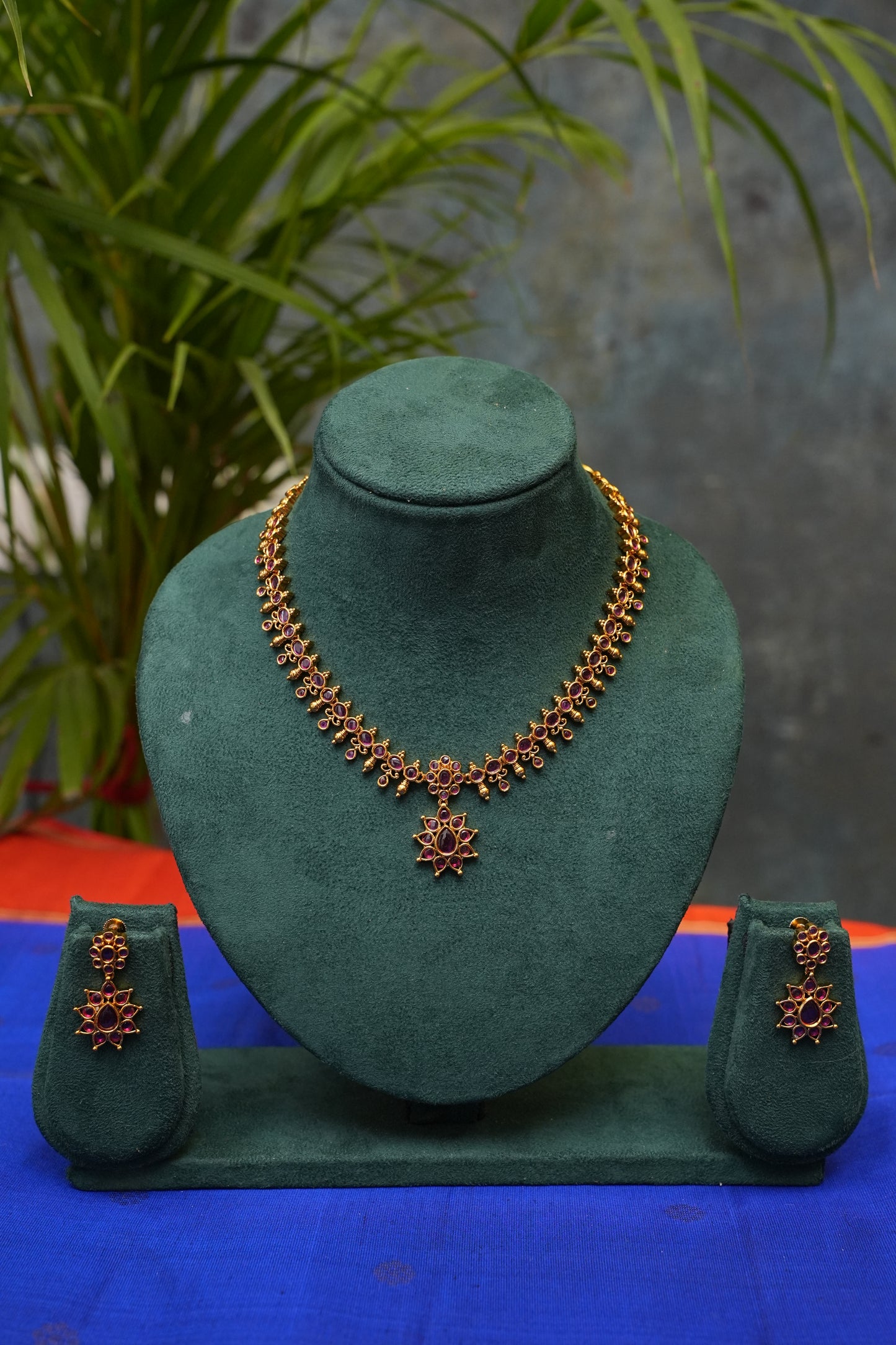 Antique Gold-Plated Ruby Studded Necklace Set
