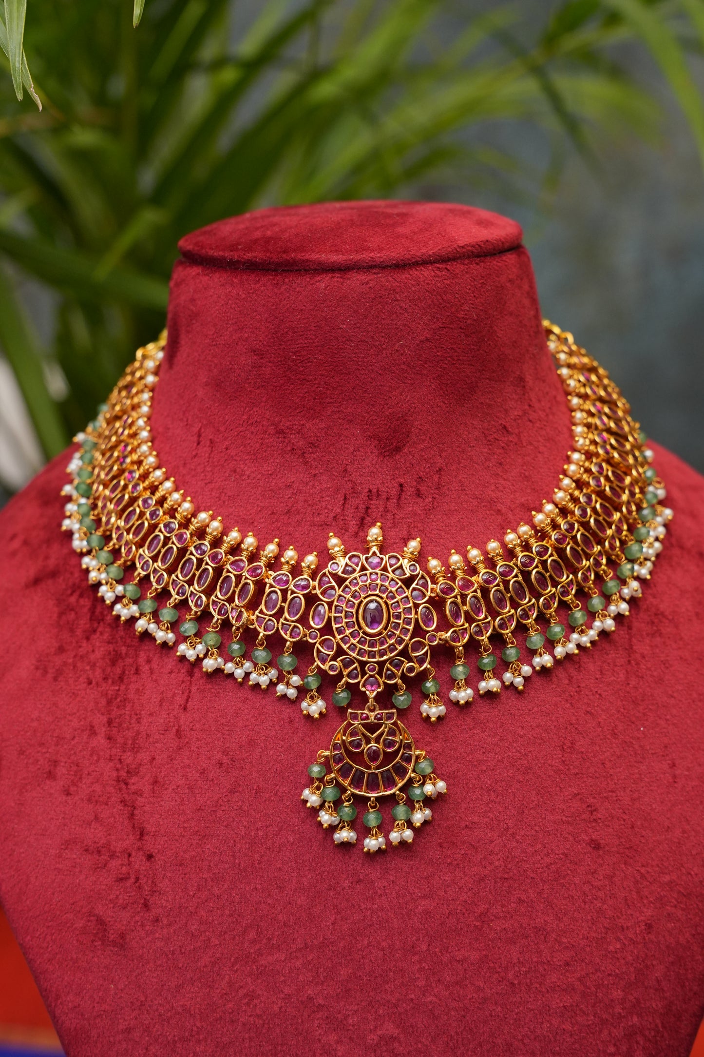 Antique Gold-Plated Temple Jewellery Necklace Choker Set