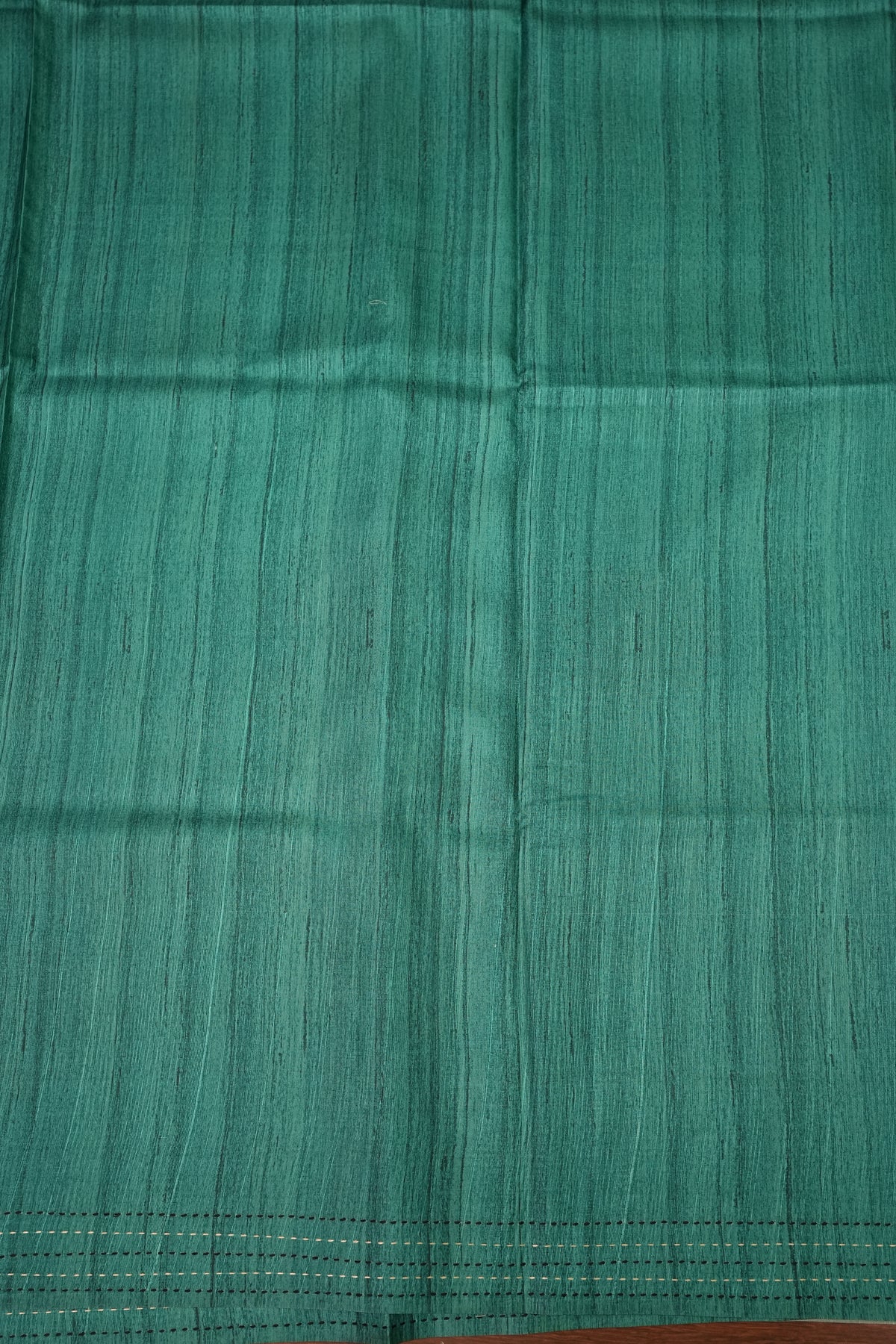 Soft Raw Silk Saree with Floral Body & Contrast Kantha Stitch Print Border – Teal Blue & Sea Green