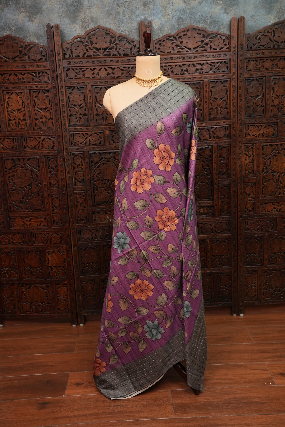 Soft Raw Silk Saree with Floral Prints & Contrast Kantha Stitch Print Border – Purple & Charcoal Grey