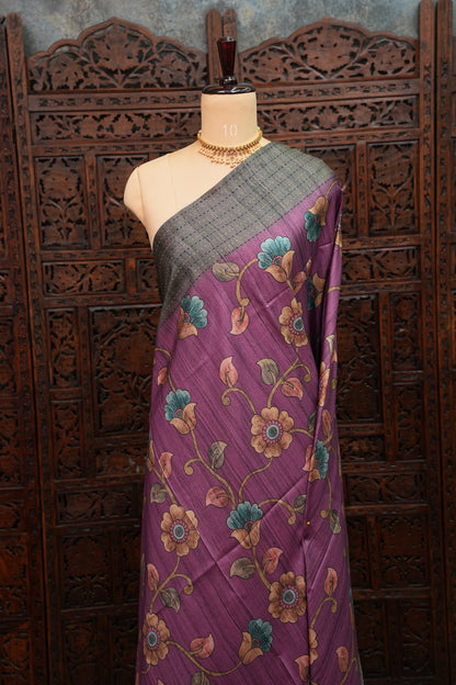 Soft Raw Silk Saree with Floral Prints & Contrast Kantha Stitch Print Border – Mauve Purple & Charcoal Grey
