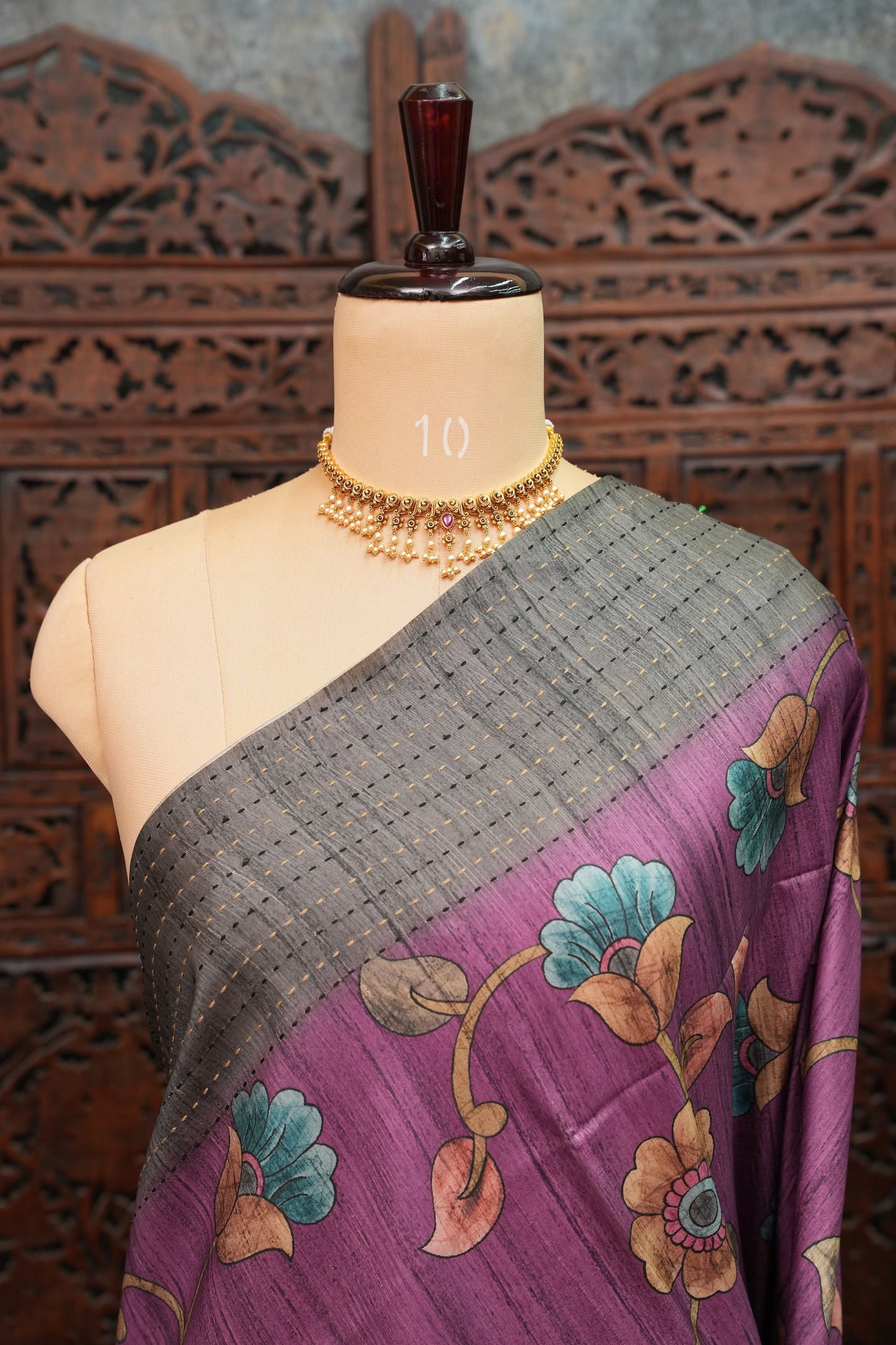 Soft Raw Silk Saree with Floral Prints & Contrast Kantha Stitch Print Border – Mauve Purple & Charcoal Grey