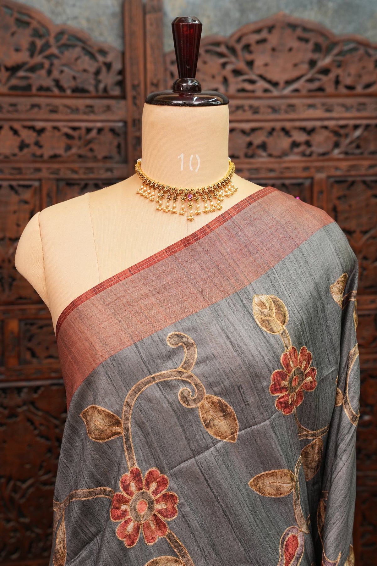 Semi Tussar Raw Silk Saree with Embroidered Floral Body & Contrast Border – Charcoal Grey & Rust