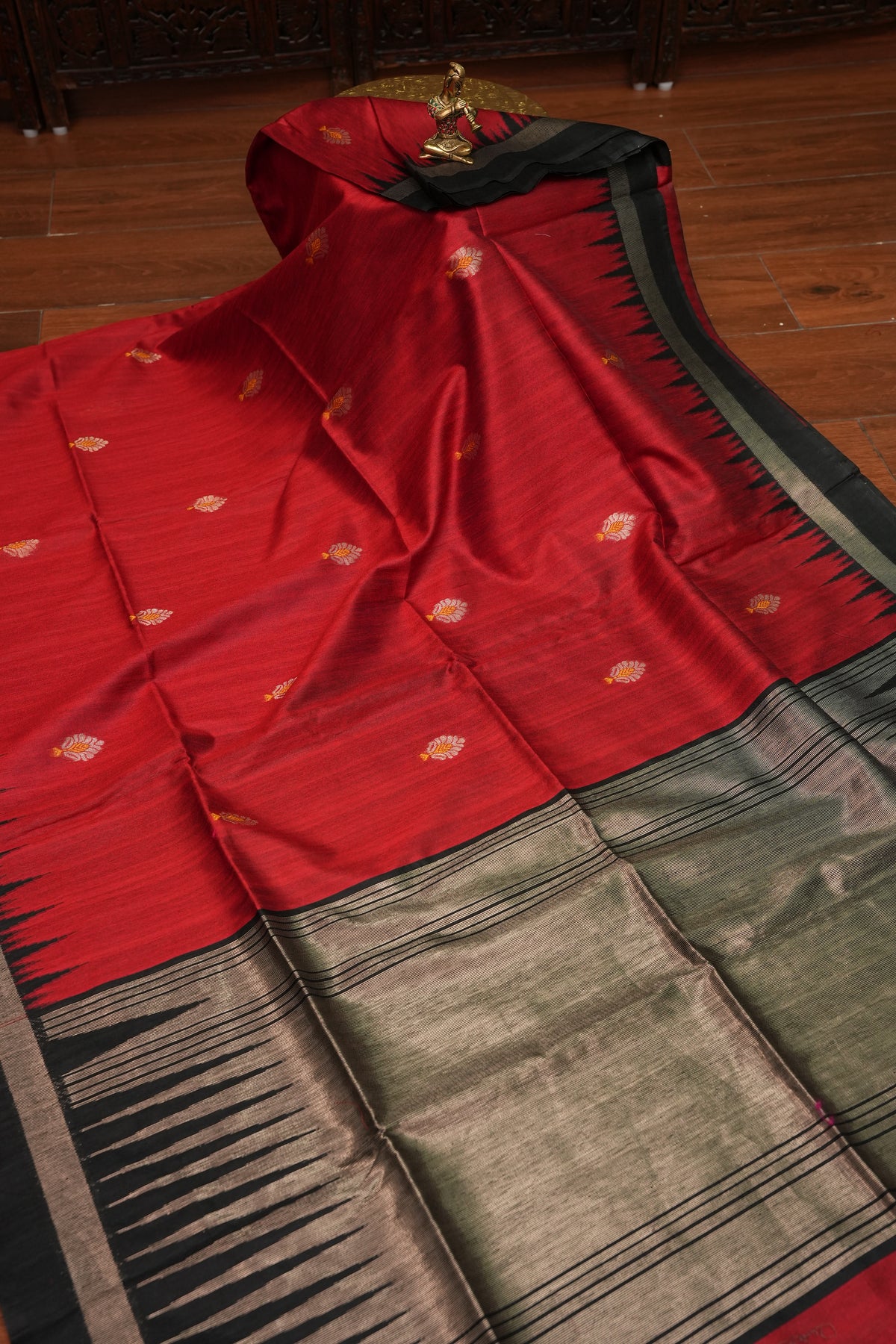 Semi Raw Silk Saree with Temple Border – Red & Black