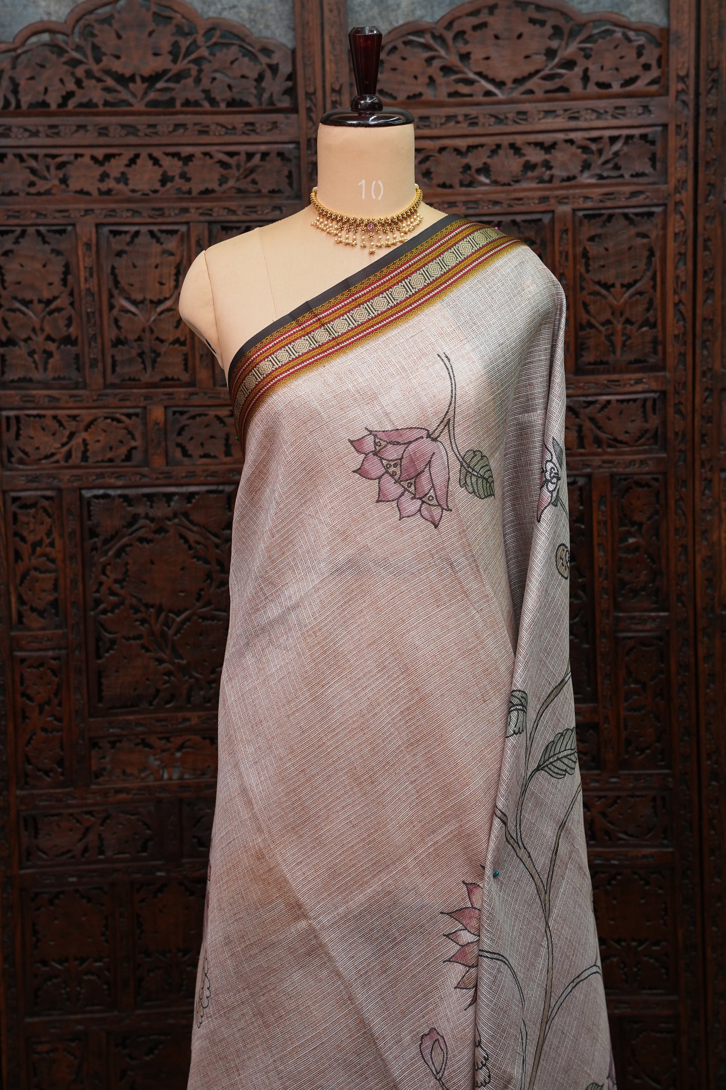 Silk Kota Saree with Sambalpuri Concept Border & Floral Print – Ivory & Black