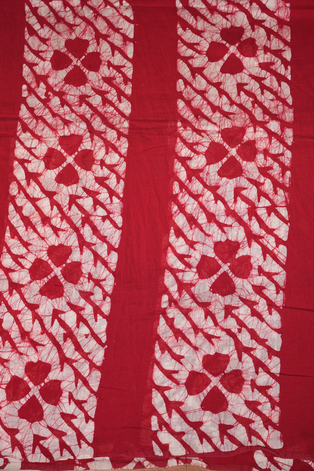 Pure Cotton Saree with Digital Block Prints – Red & White