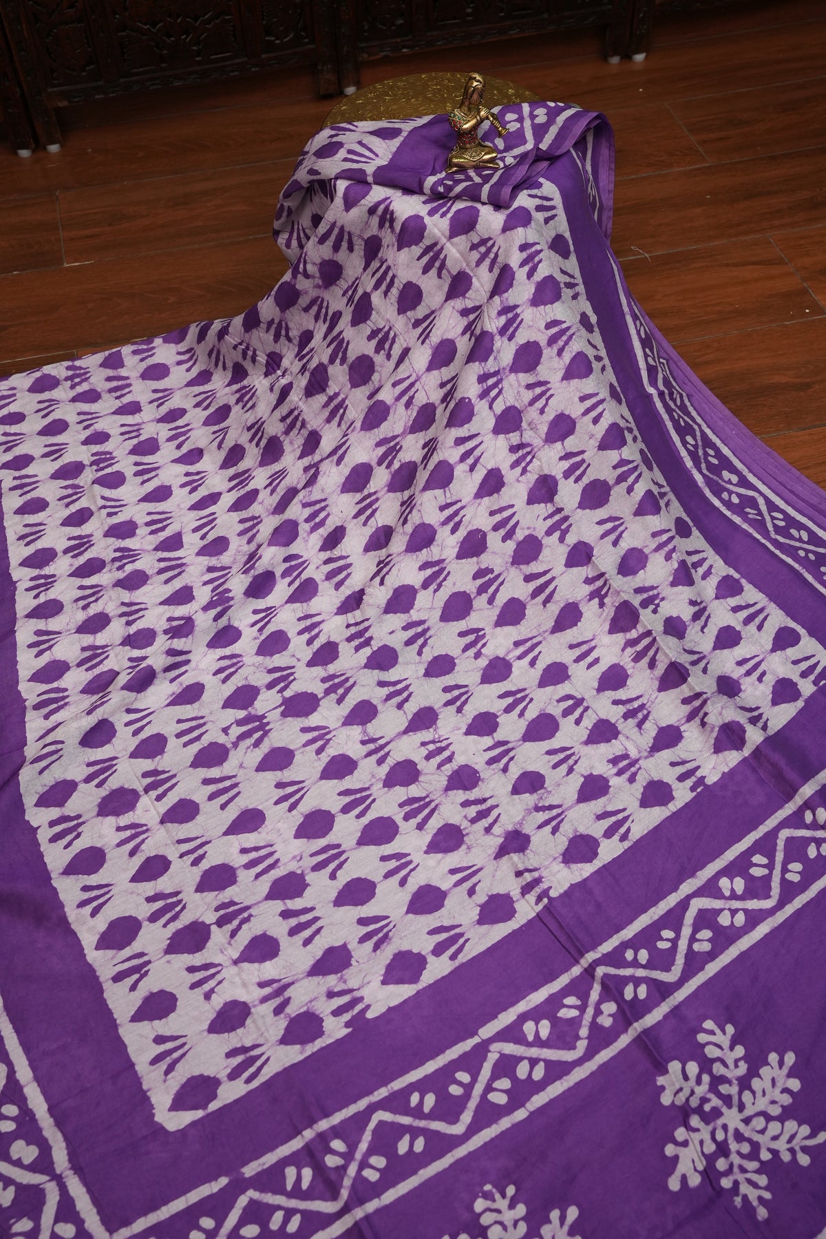 Pure Cotton Saree with Digital Block Prints – Purple & White