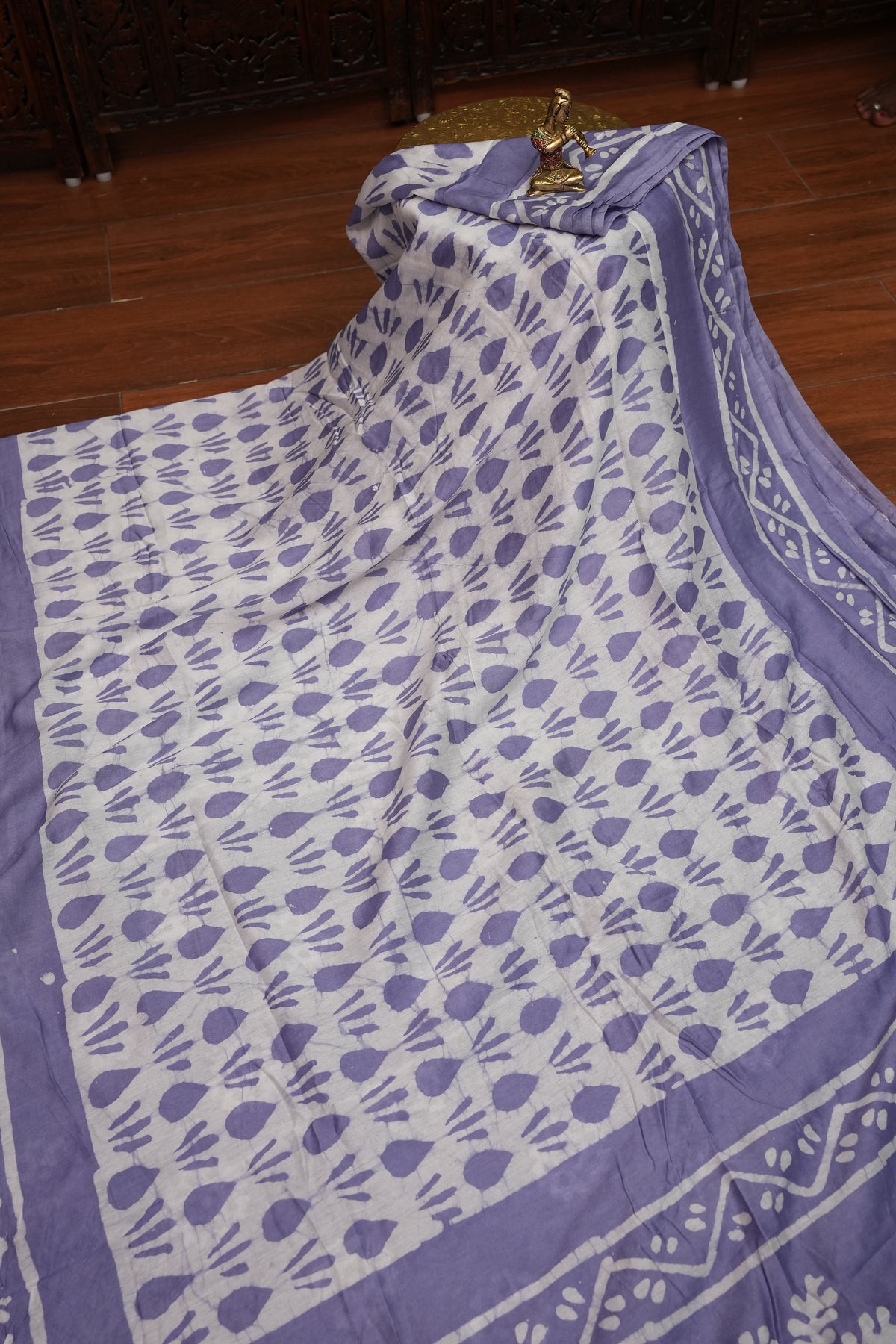 Pure Cotton Saree with Digital Block Prints – Lavender & White