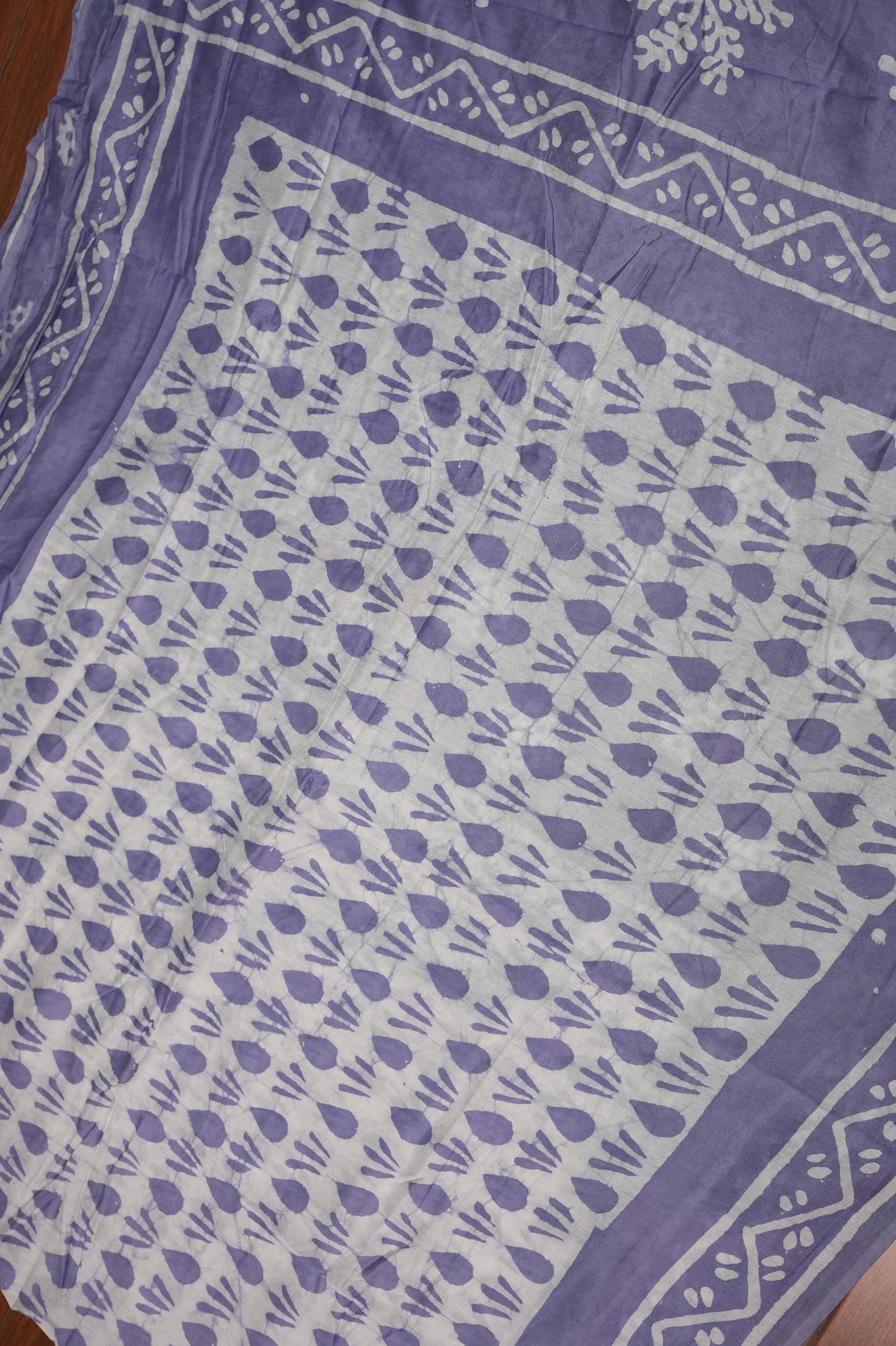 Pure Cotton Saree with Digital Block Prints – Lavender & White