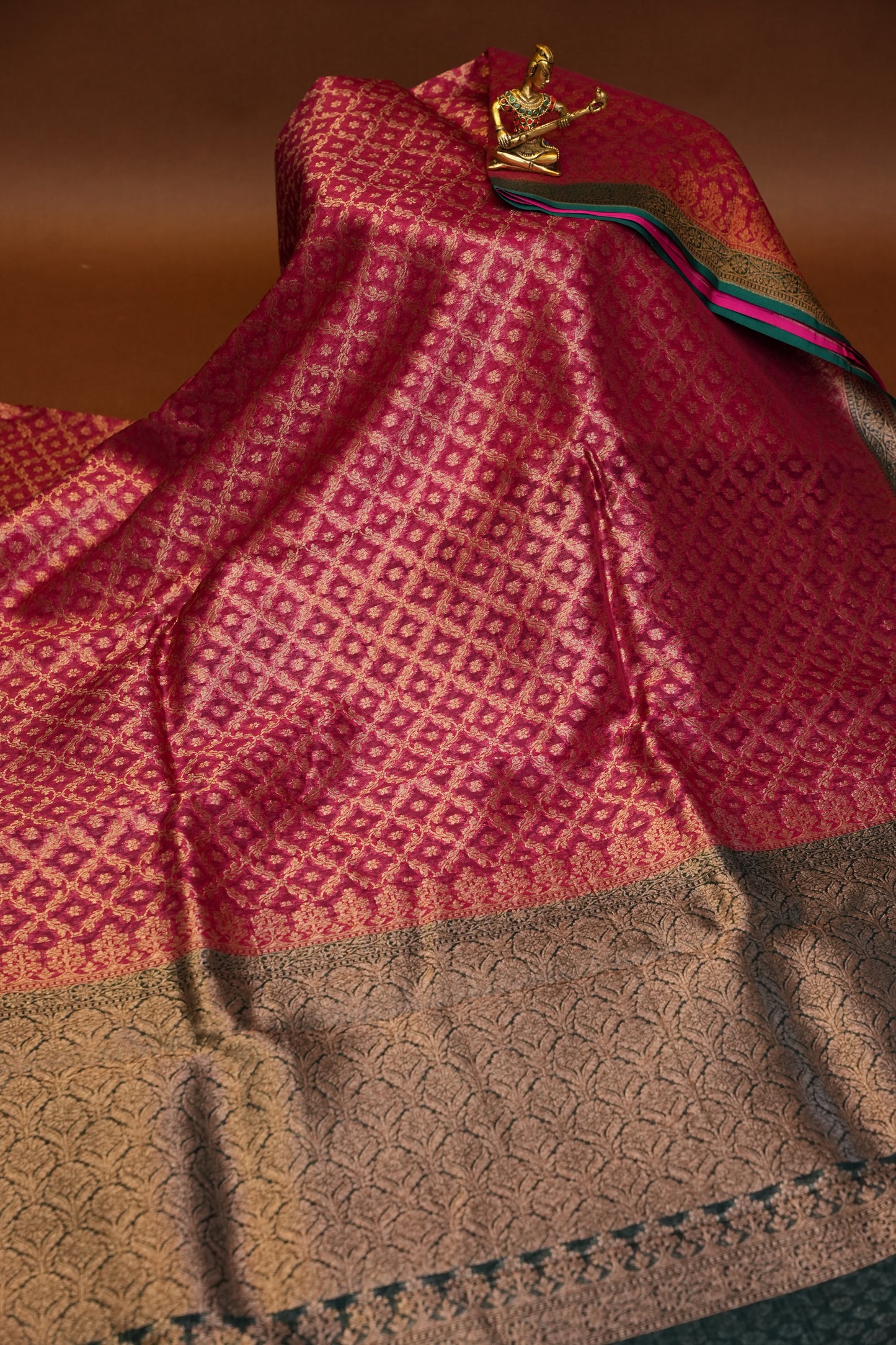 Pure Banarasi Organza(Kora) Silk Handloom Saree with Antique Zari Jaal – Deep Pink with Emerald Green Border | Silk Mark Certified