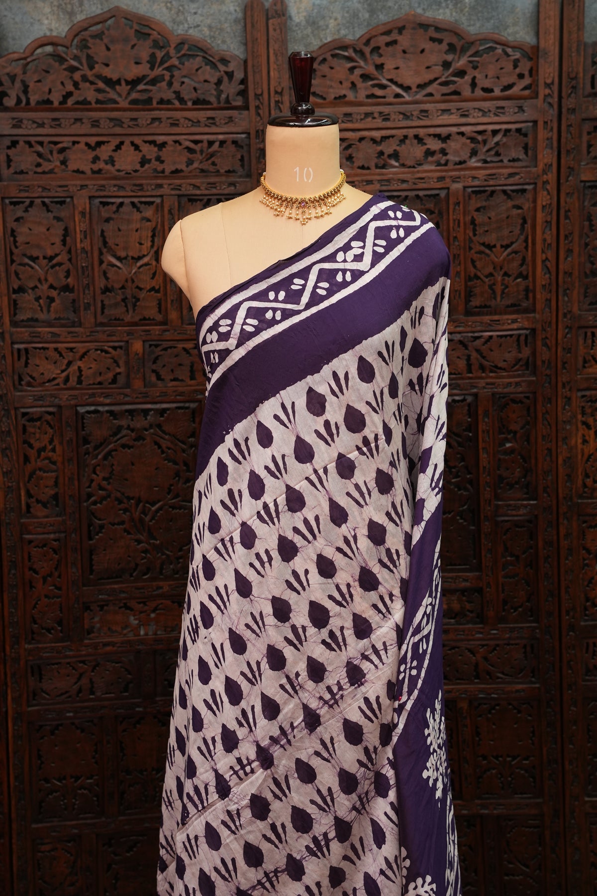 Pure Cotton Saree with Digital Block Prints – Deep Aubergine Purple & White
