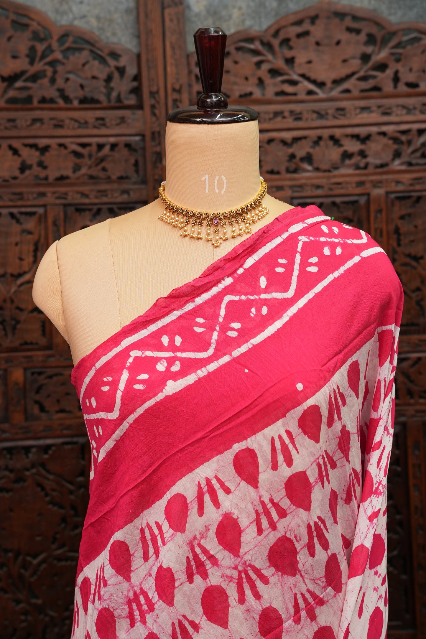 Pure Cotton Saree with Digital Block Prints – Rani Pink & White