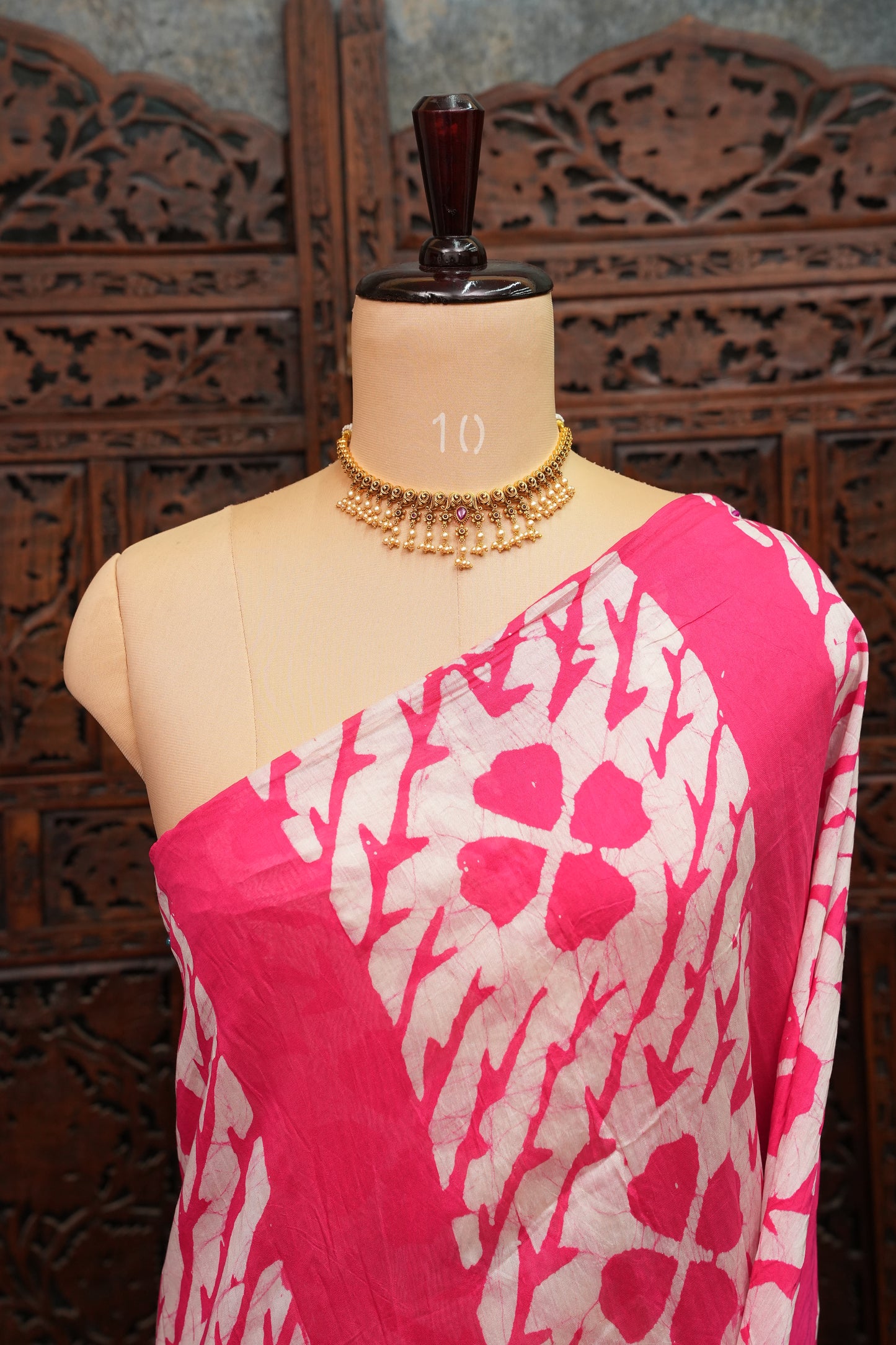 Pure Cotton Saree with Digital Block Prints – Rani Pink & White