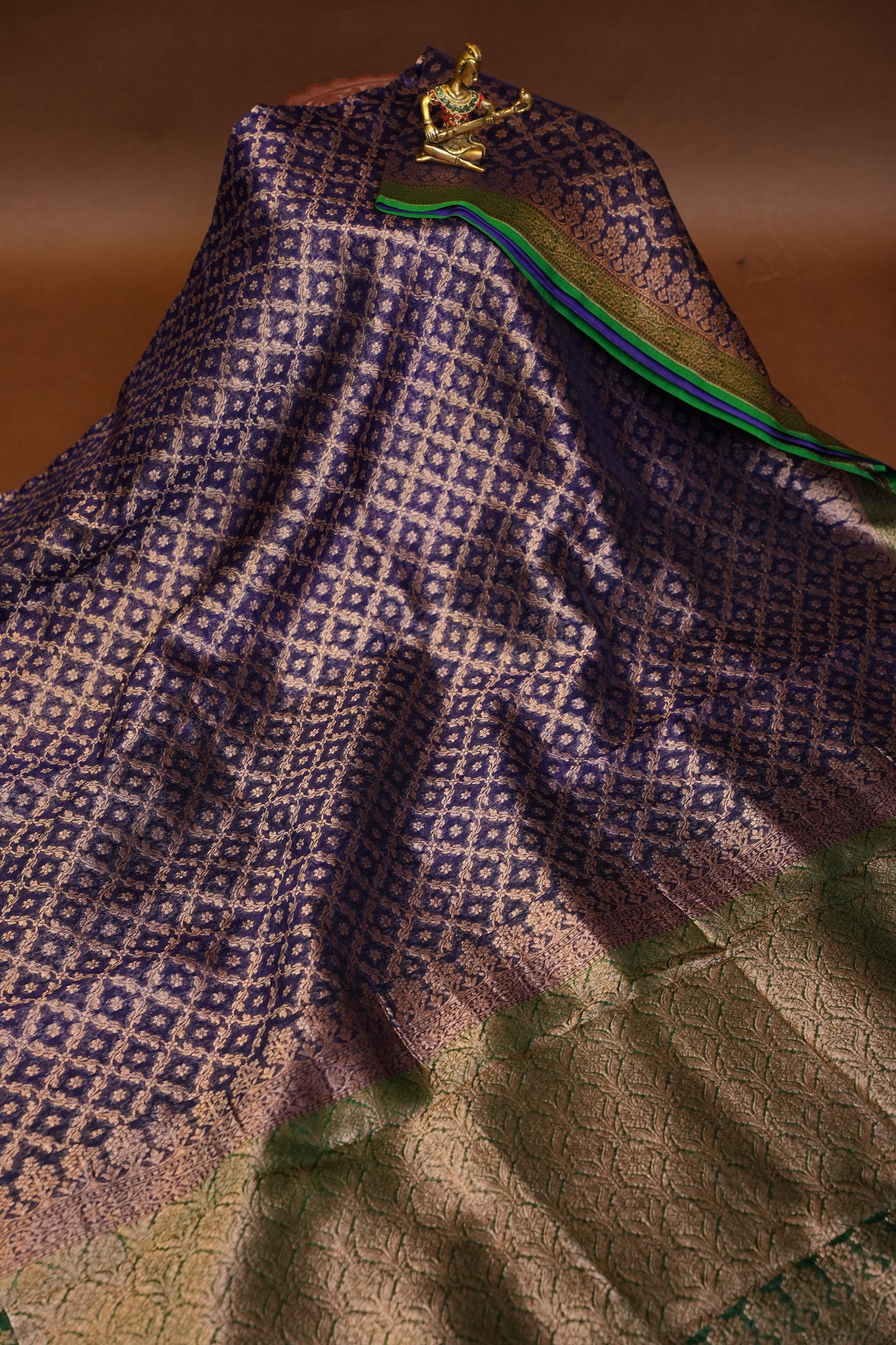 Pure Banarasi Organza(Kora) Silk Handloom Saree with Antique Zari Jaal – Navy Blue with Emerald Green Border | Silk Mark Certified