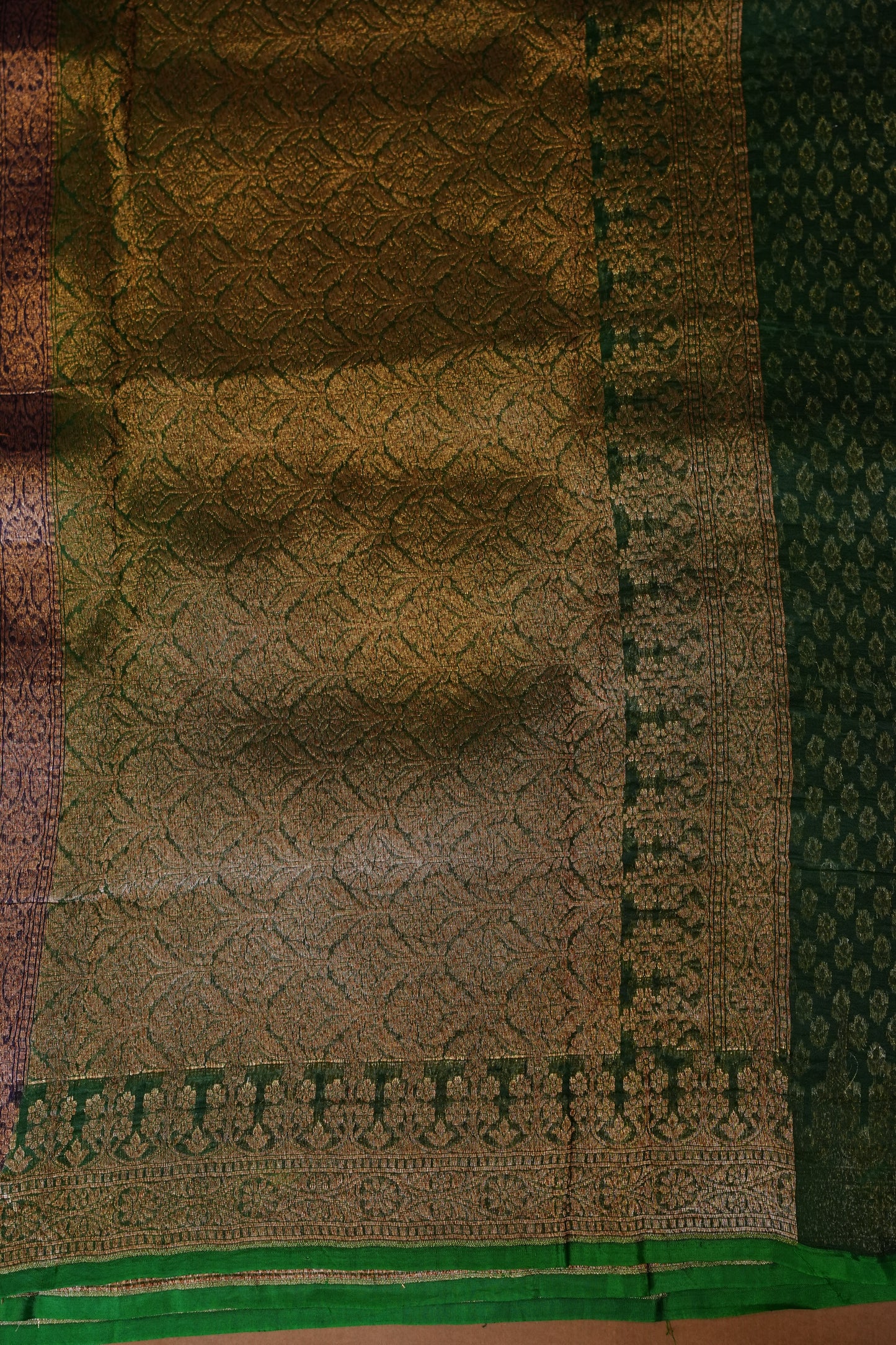 Pure Banarasi Organza(Kora) Silk Handloom Saree with Antique Zari Jaal – Navy Blue with Emerald Green Border | Silk Mark Certified