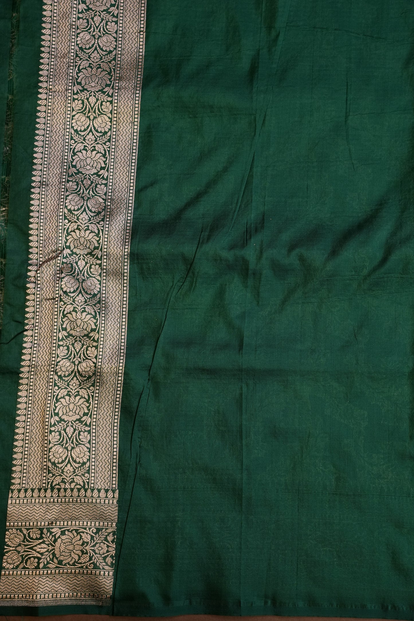 Pure Handloom Silk Katan Banaras Saree-Emerald Green|Silk Mark Certified