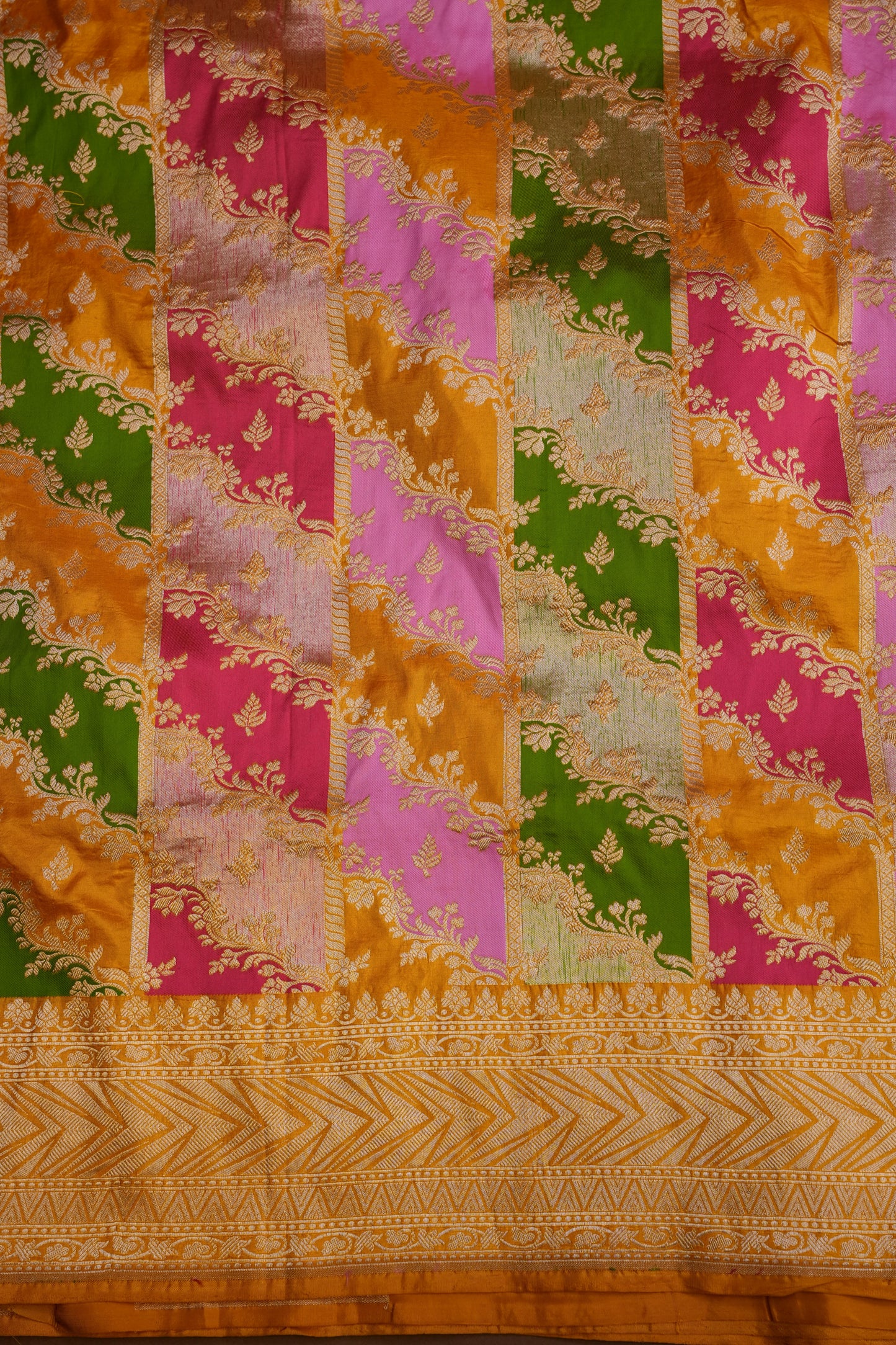 Rangkat Pure Silk Katan Banaras Saree-Yellow|Silk Mark Certified