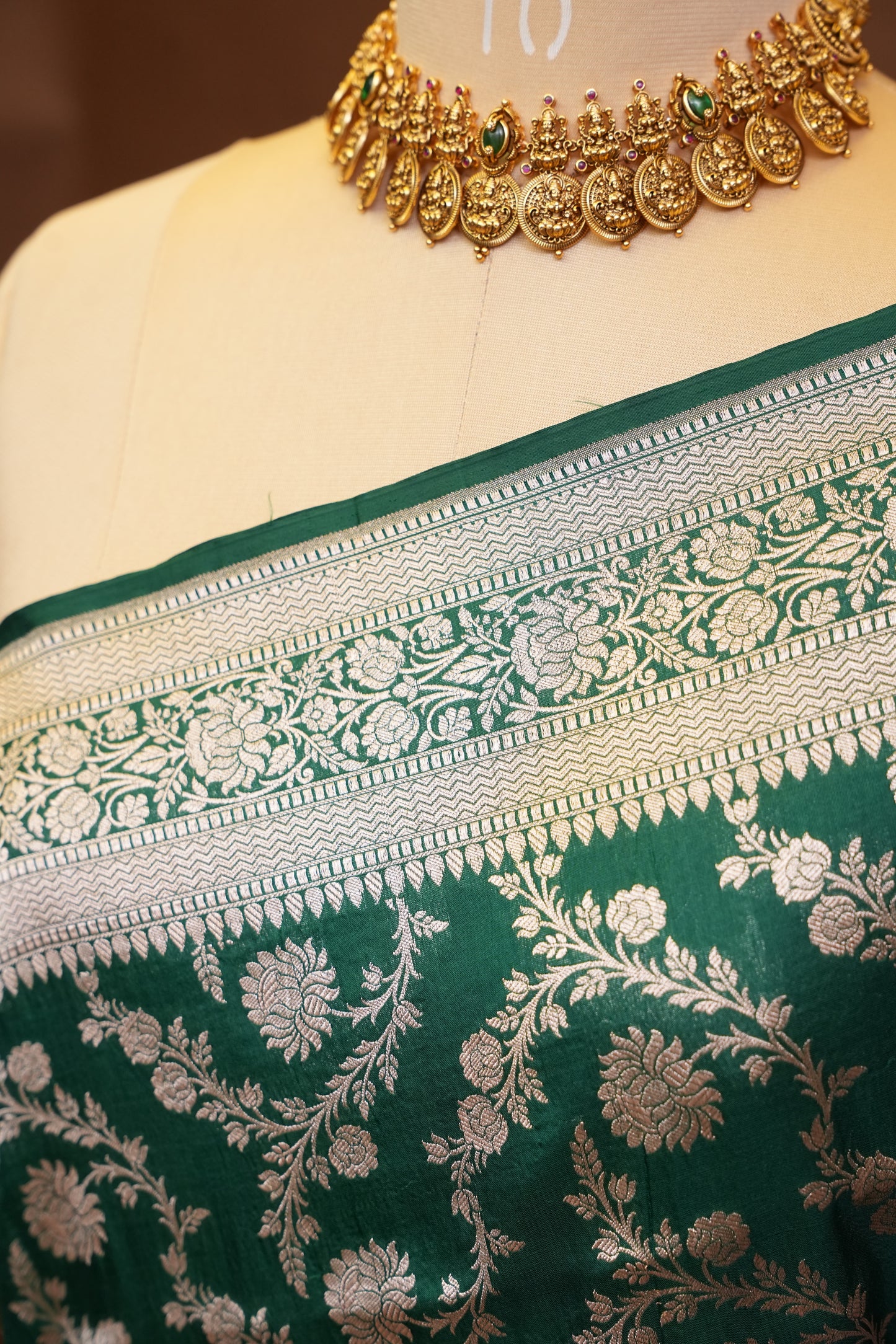 Pure Handloom Silk Katan Banaras Saree-Emerald Green|Silk Mark Certified