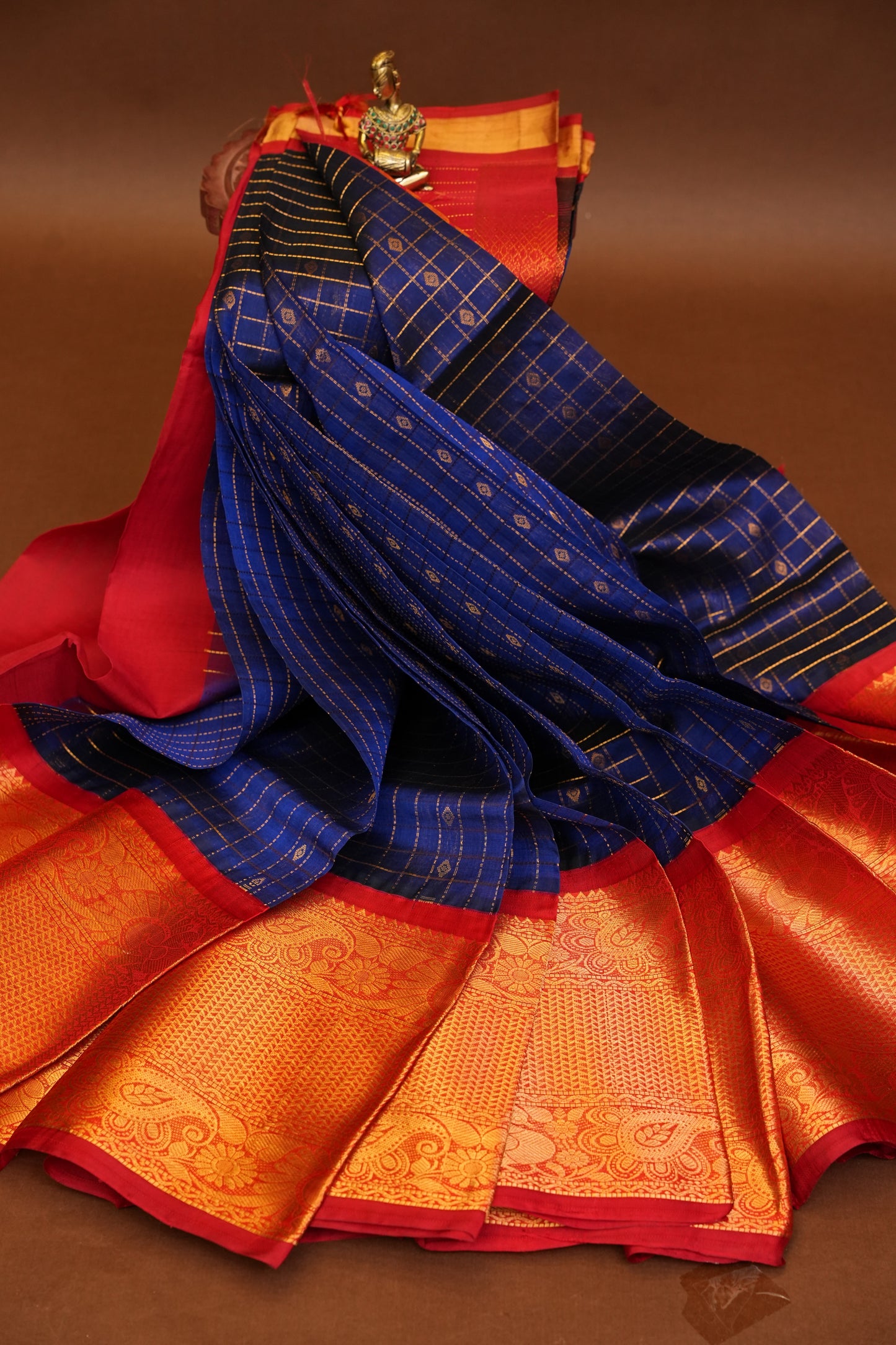 Pure Kuppadam Saree - Royal Blue & Red