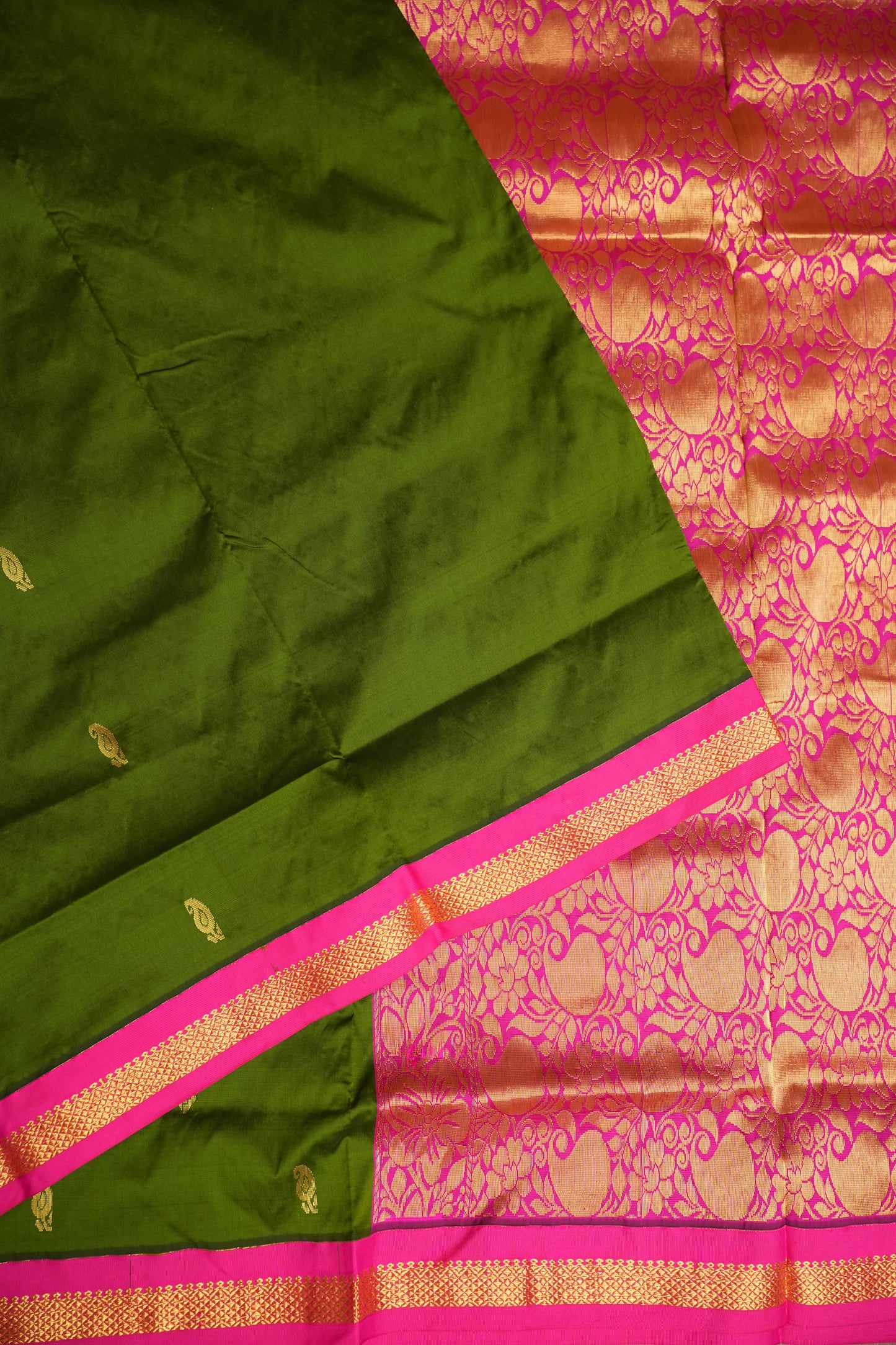 Semi Silk 9-Yard Saree with Paithani Pallu & Gatti Border – Olive Green & Pink