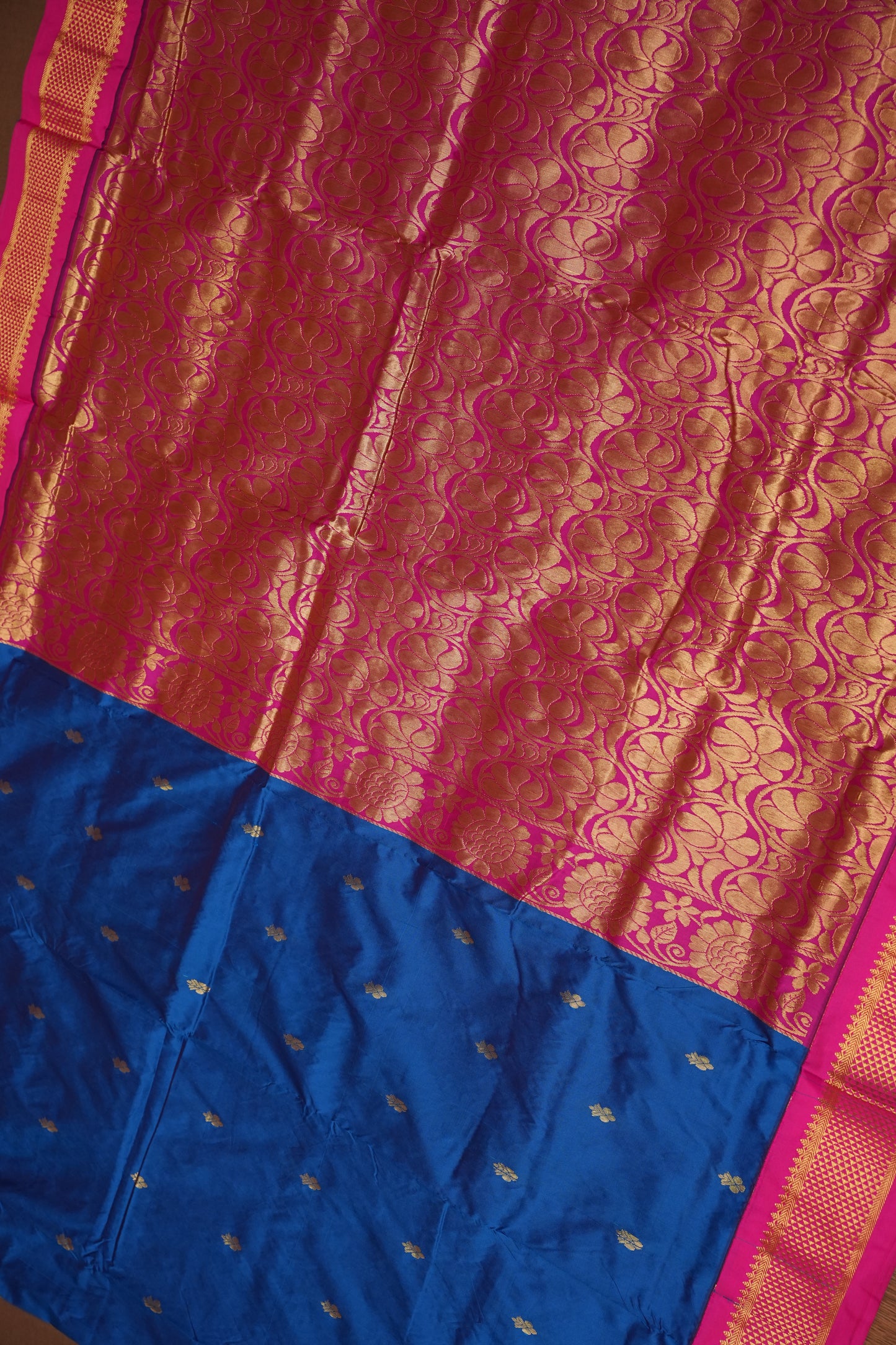 Semi Silk 9-Yard Saree with Grand Pallu & Gatti Border – Blue & Pink