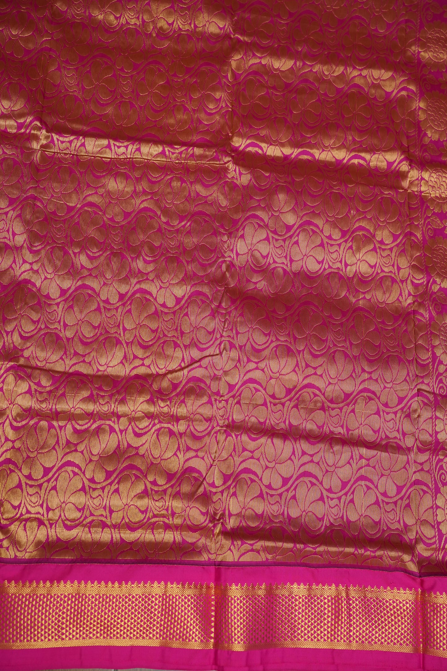 Semi Silk 9-Yard Saree with Grand Pallu & Gatti Border – Blue & Pink