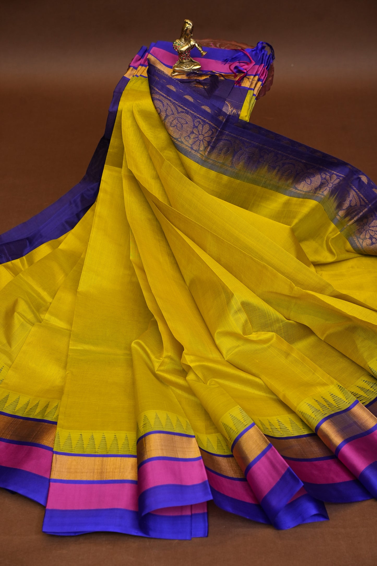 Pure Kuppadam Korvai Pattu Saree-Parrot Green and Royal Blue