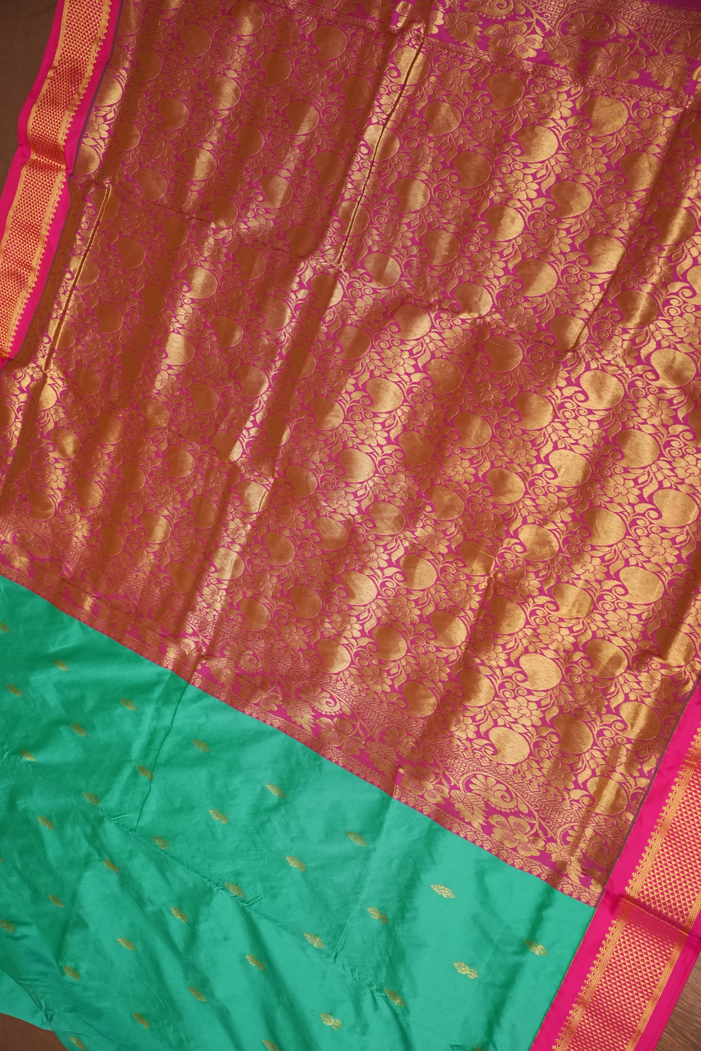 Semi Silk 9-Yard Saree with Grand Pallu & Gatti Border – Rama Green & Pink