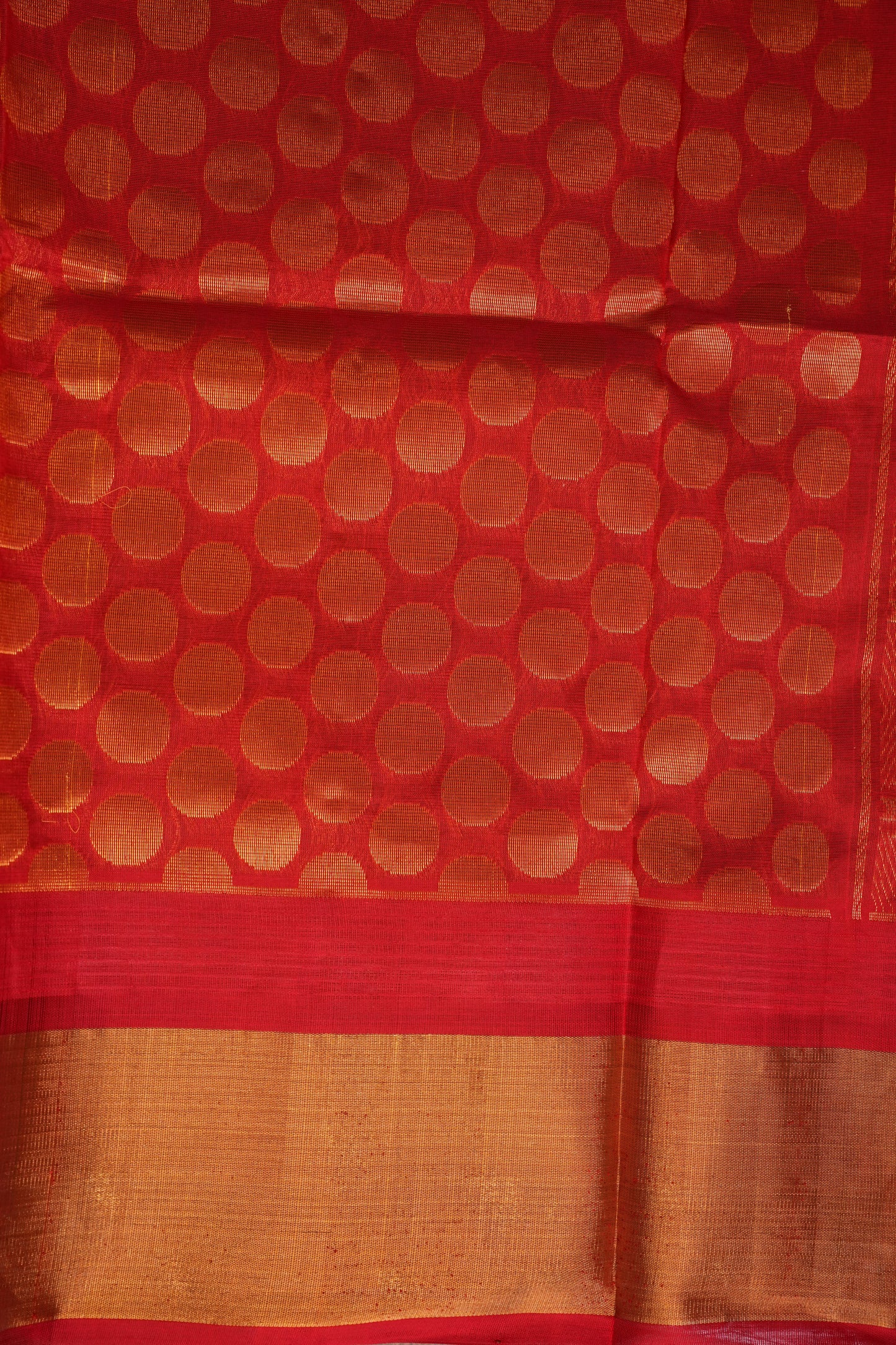 Pure Kuppadam Korvai Pattu Saree-Ivory & Red