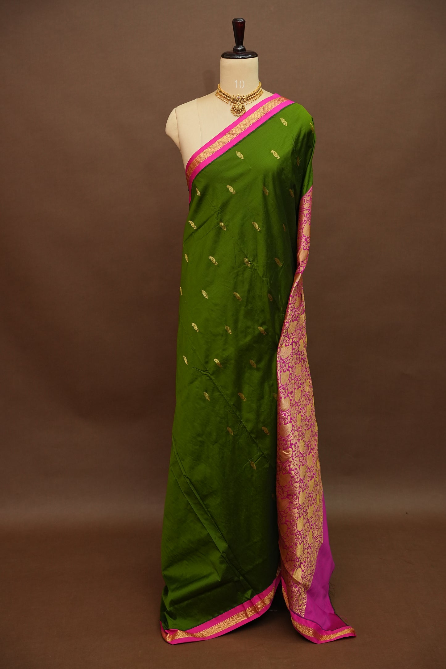 Semi Silk 9-Yard Saree with Paithani Pallu & Gatti Border – Olive Green & Pink