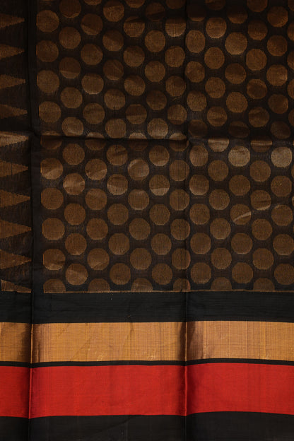 Pure Kuppadam Korvai Pattu Saree-Ivory & Black