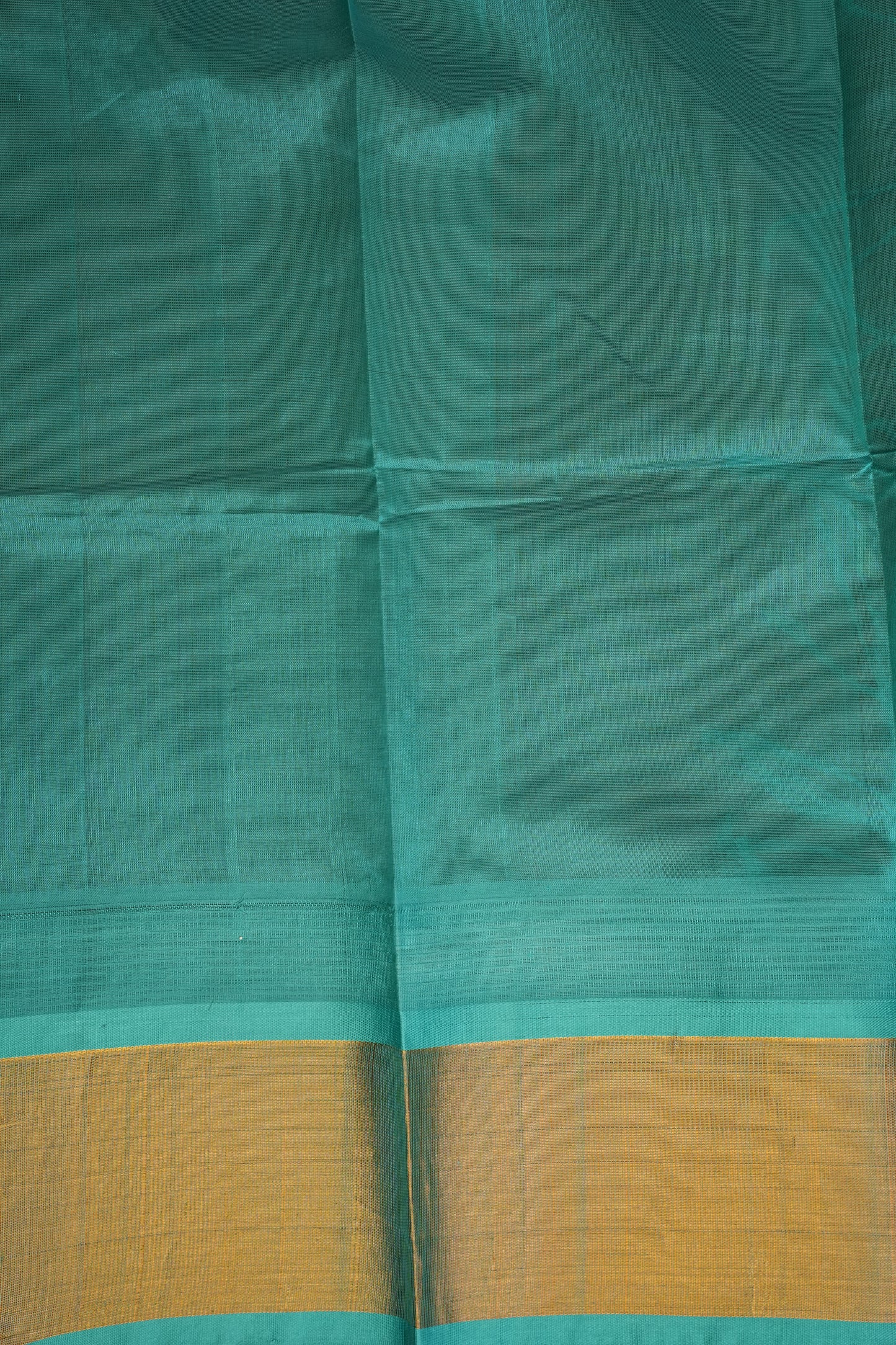 Pure Kuppadam Korvai Pattu Saree-Ivory and Turquoise Green