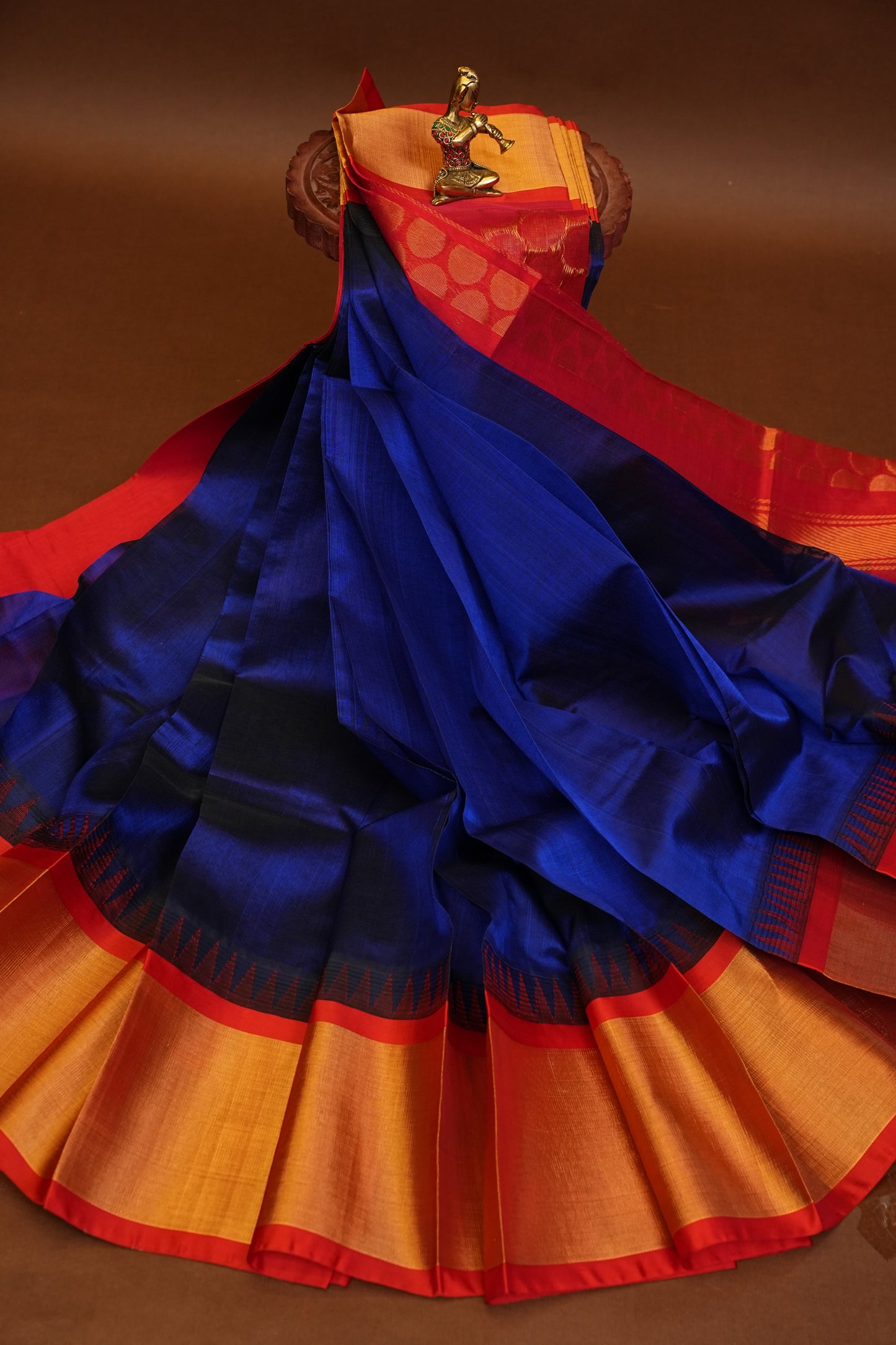 Pure Kuppadam Korvai Pattu Saree-Royal Blue & Red
