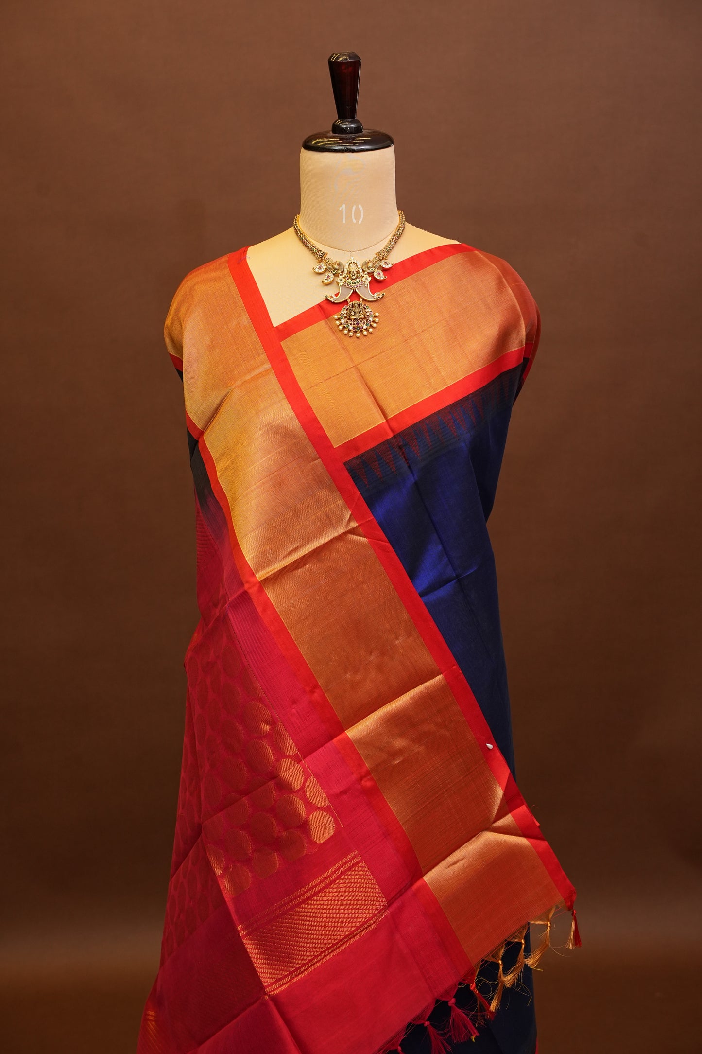 Pure Kuppadam Korvai Pattu Saree-Royal Blue & Red