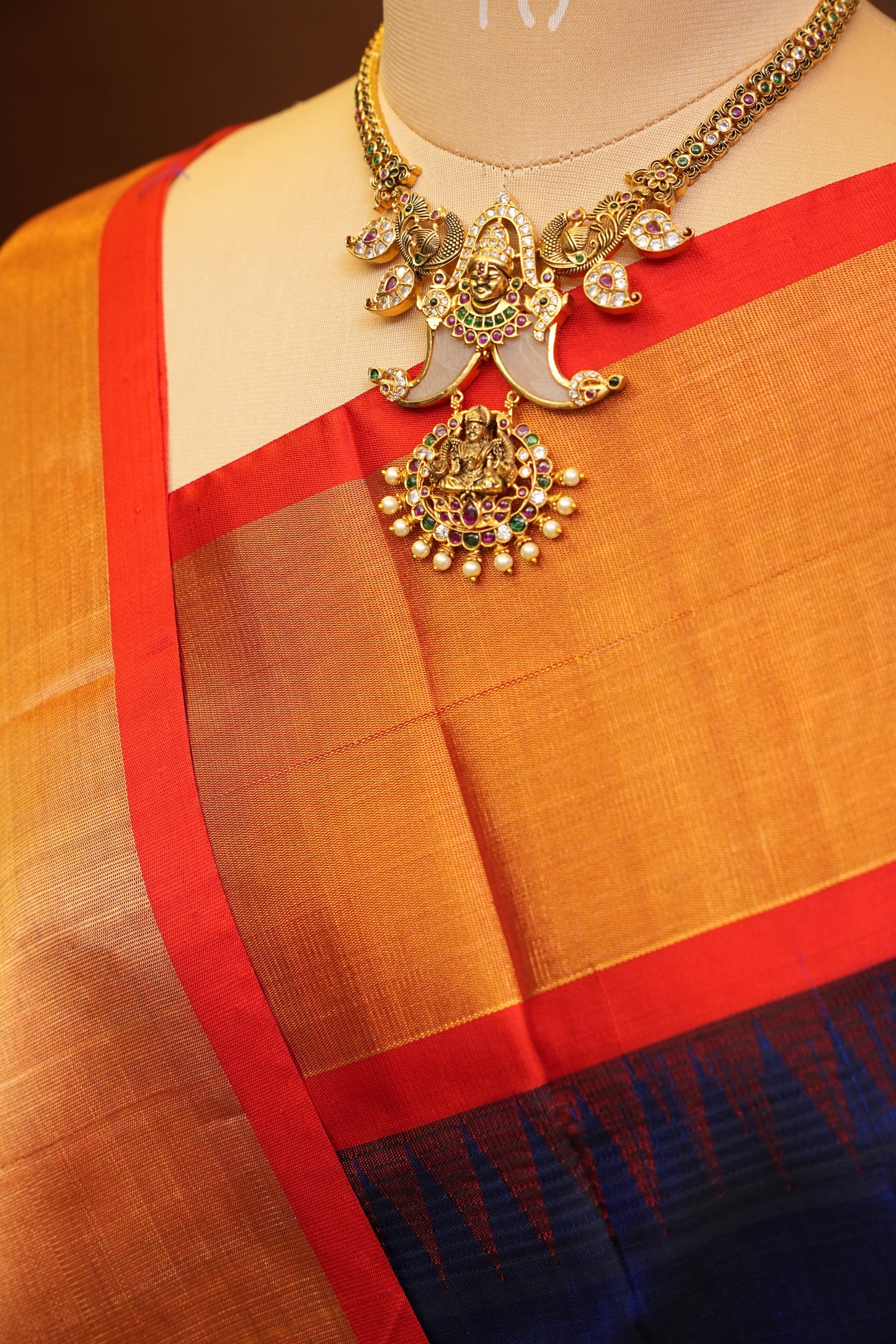 Pure Kuppadam Korvai Pattu Saree-Royal Blue & Red